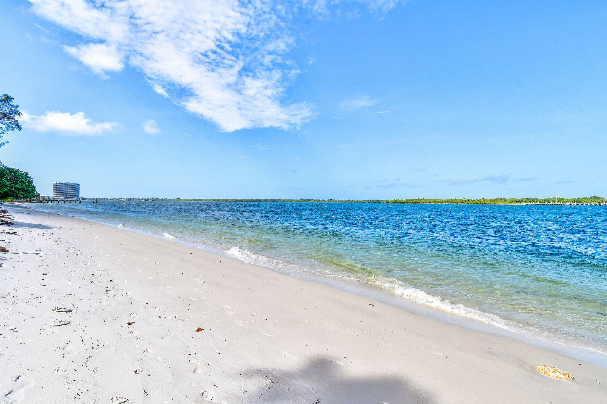 400 Northlake North Palm Beach, FL 33408