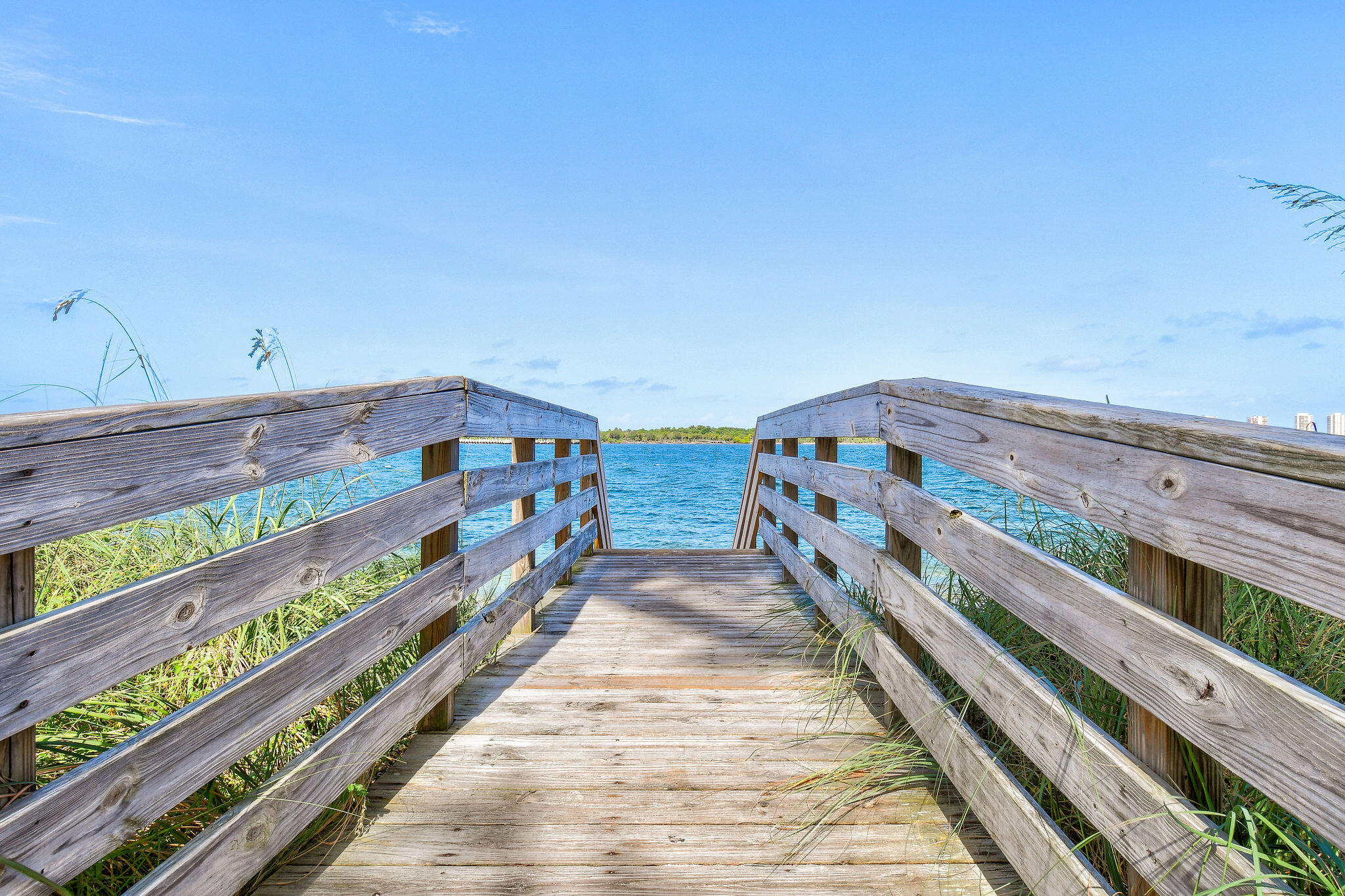 400 Northlake North Palm Beach, FL 33408