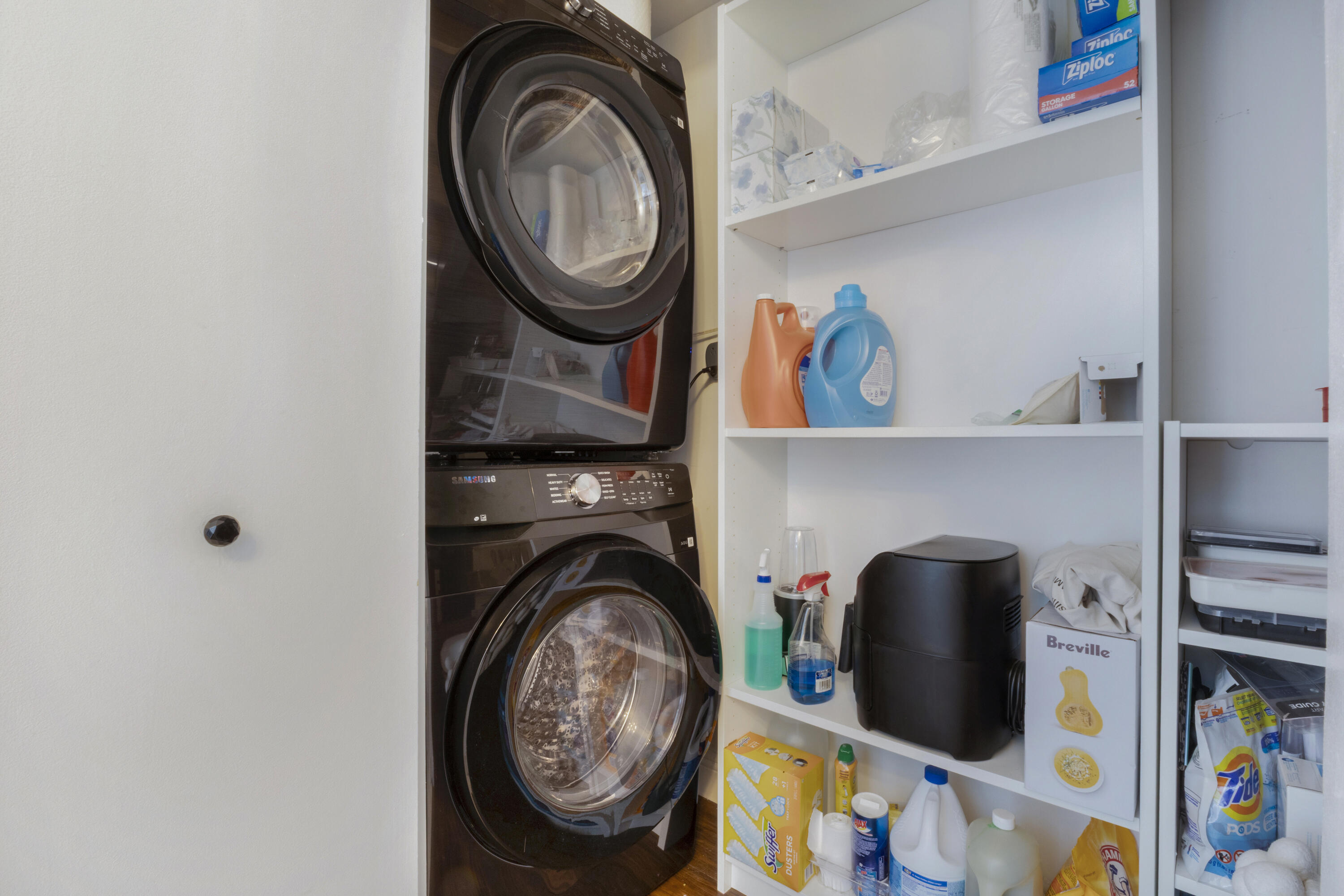 image The Ivy at Riverfront12