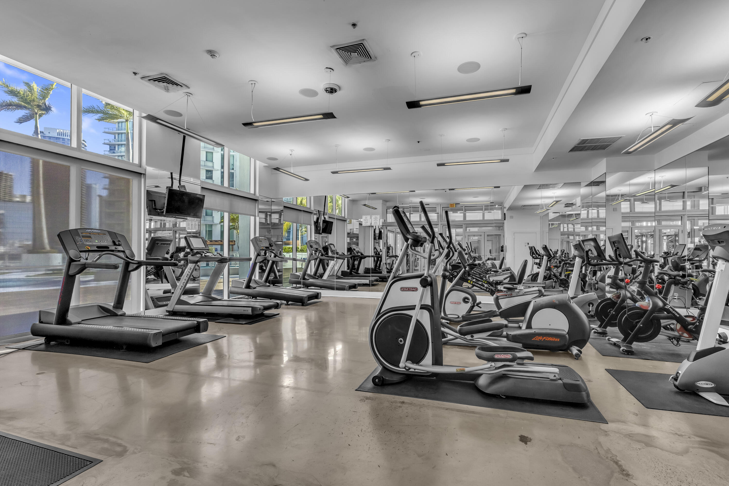 image The Ivy at Riverfront24