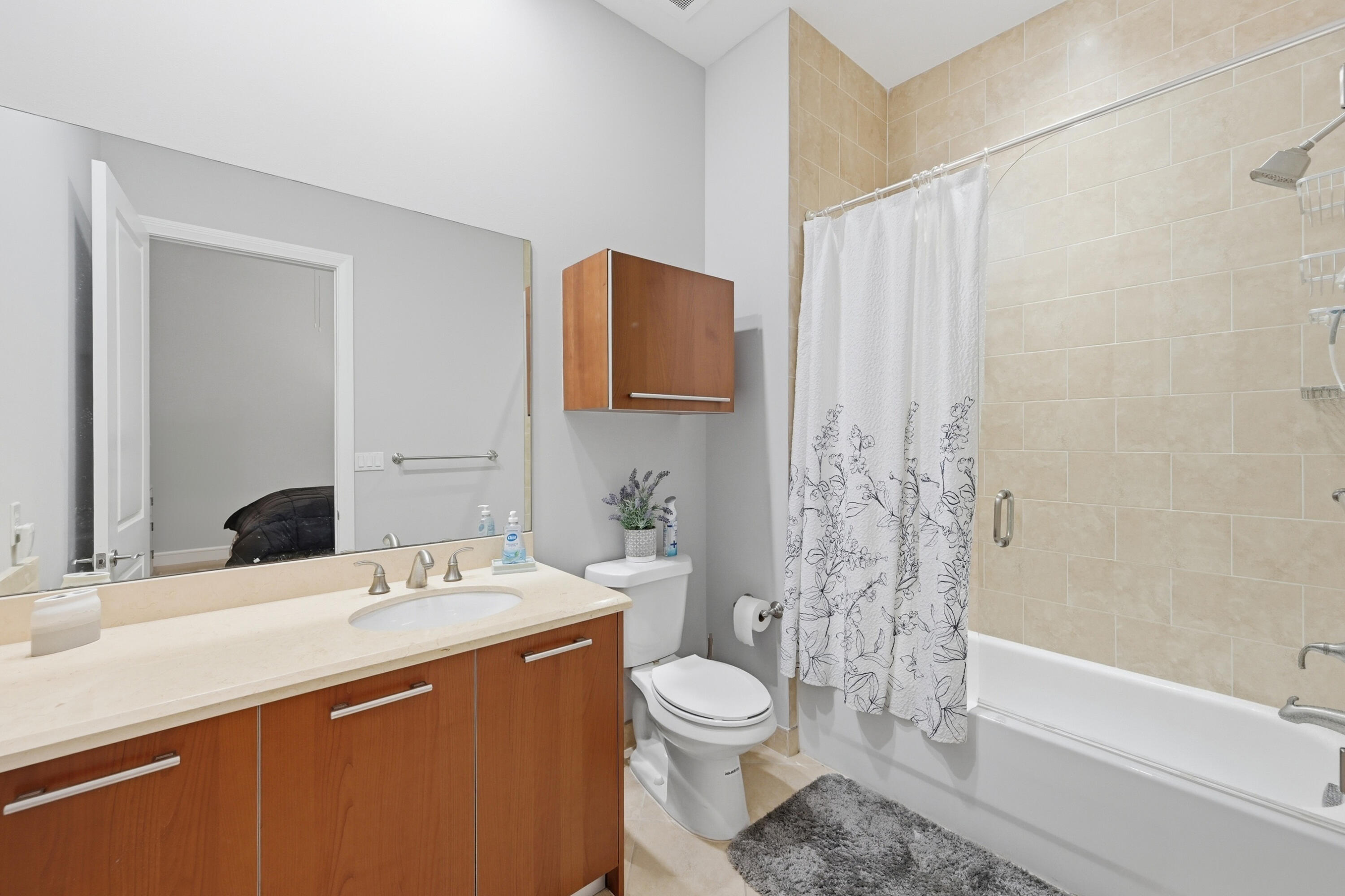 4445 El Mar #2414 Lauderdale By The Sea, FL 33308