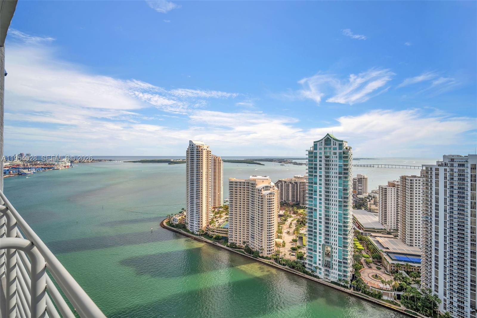 325 S Biscayne #Lph17
