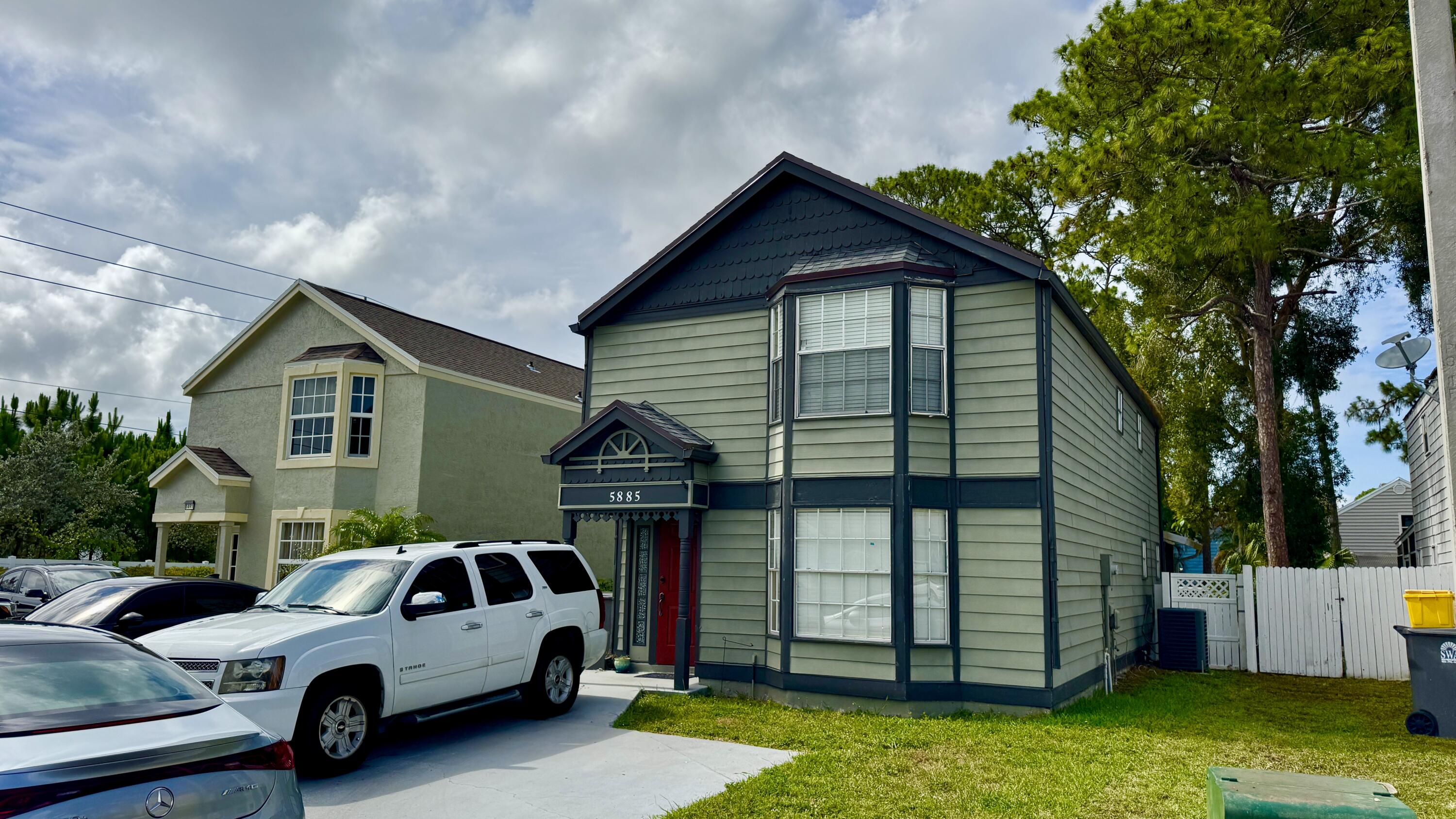 5885 Rambler Rose West Palm Beach, FL 33415