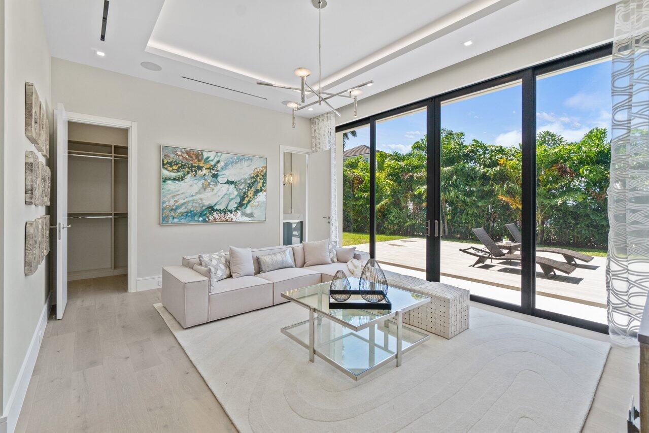 2391 Areca Palm Boca Raton, FL 33432
