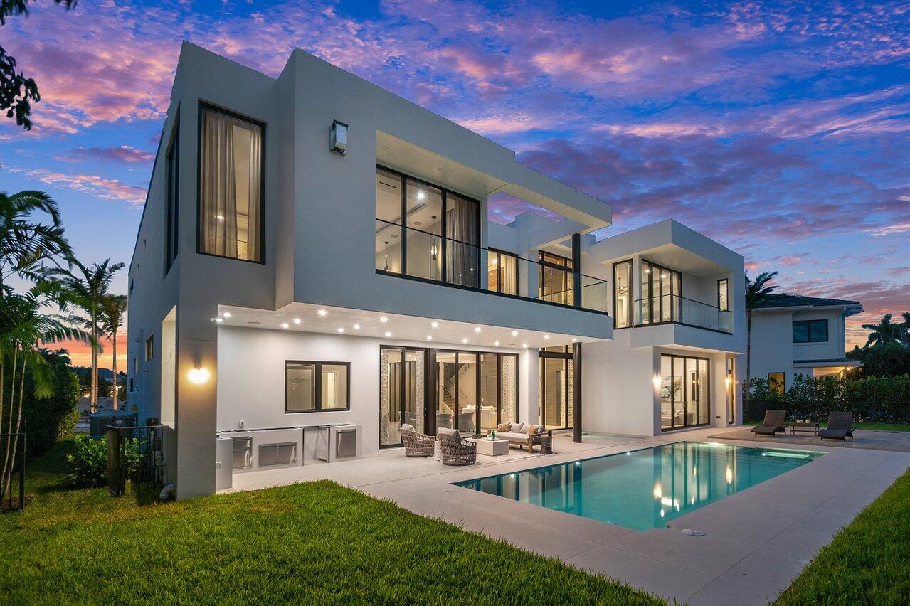 2391 Areca Palm Boca Raton, FL 33432