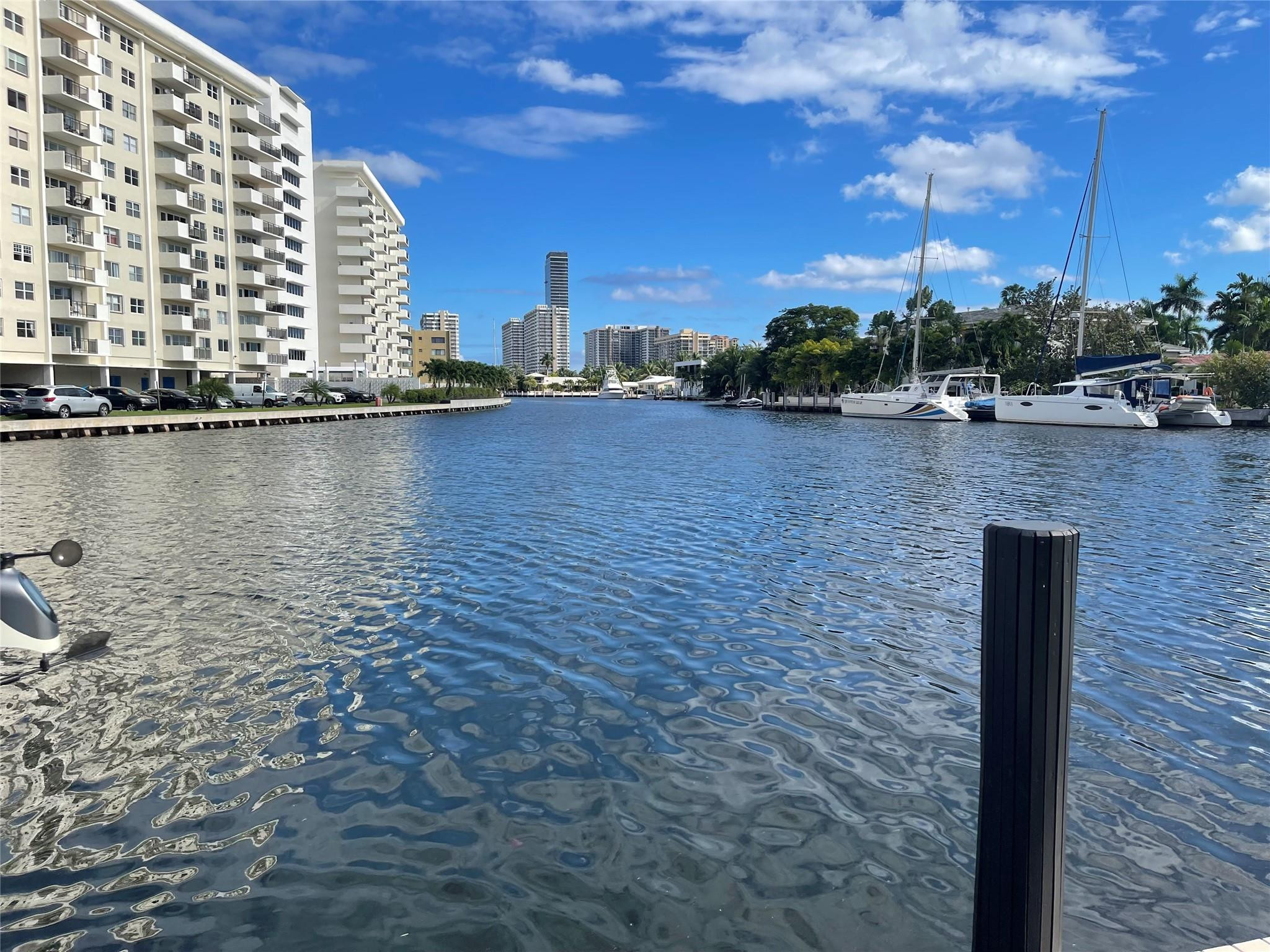 450 Paradise Isle Hallandale Beach, FL 33009