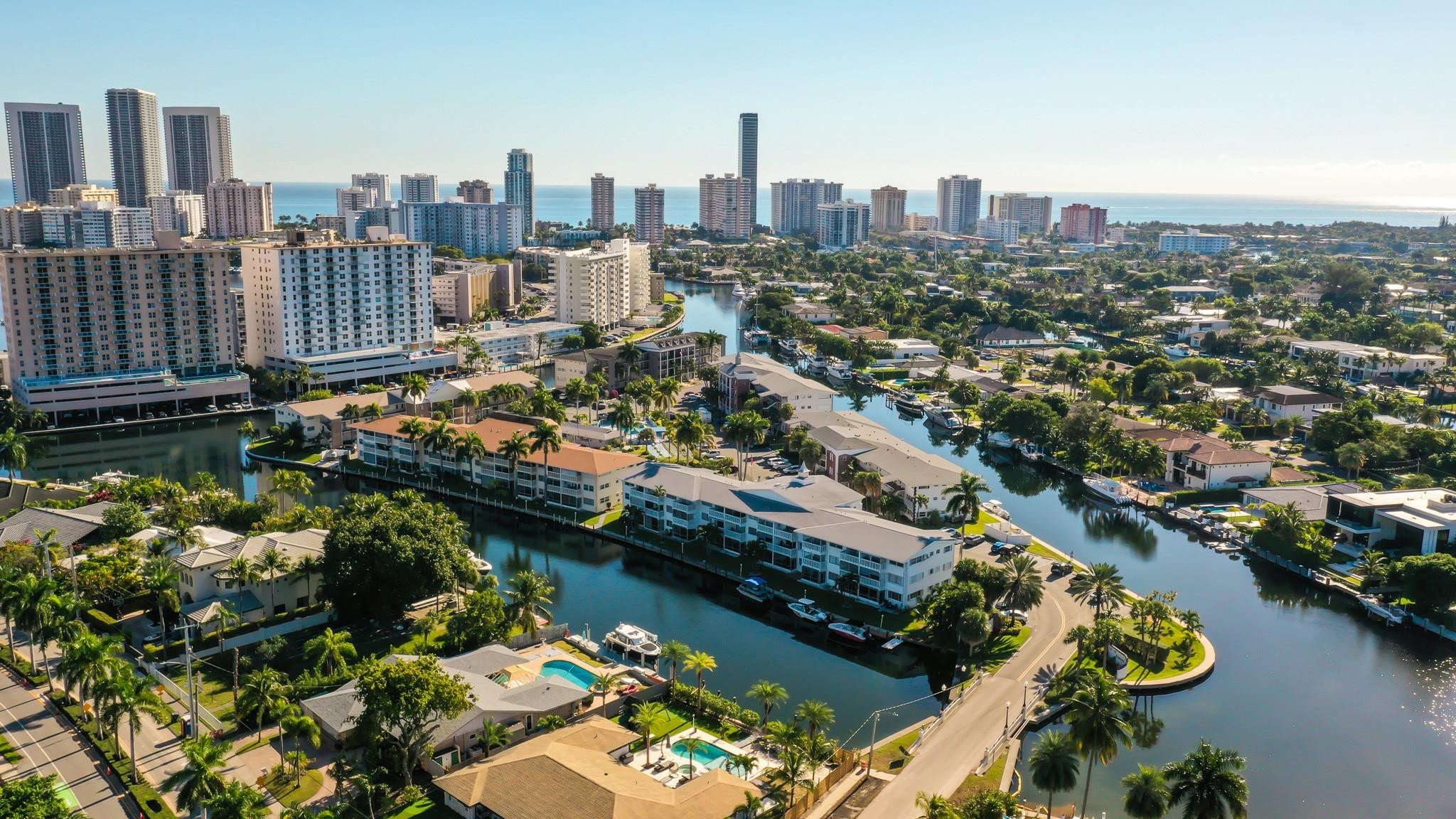 450 Paradise Isle Hallandale Beach, FL 33009