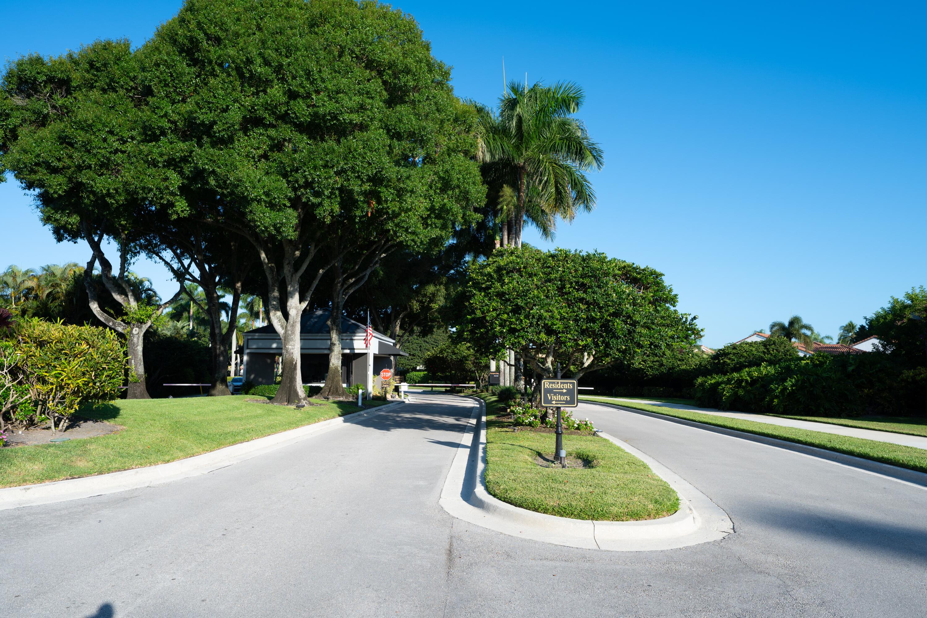 17277 Hampton Boca Raton, FL 33496