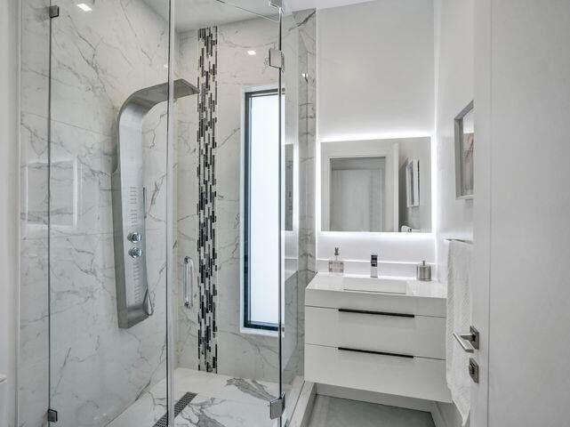 2514 NE 21st #A Fort Lauderdale, FL 33305