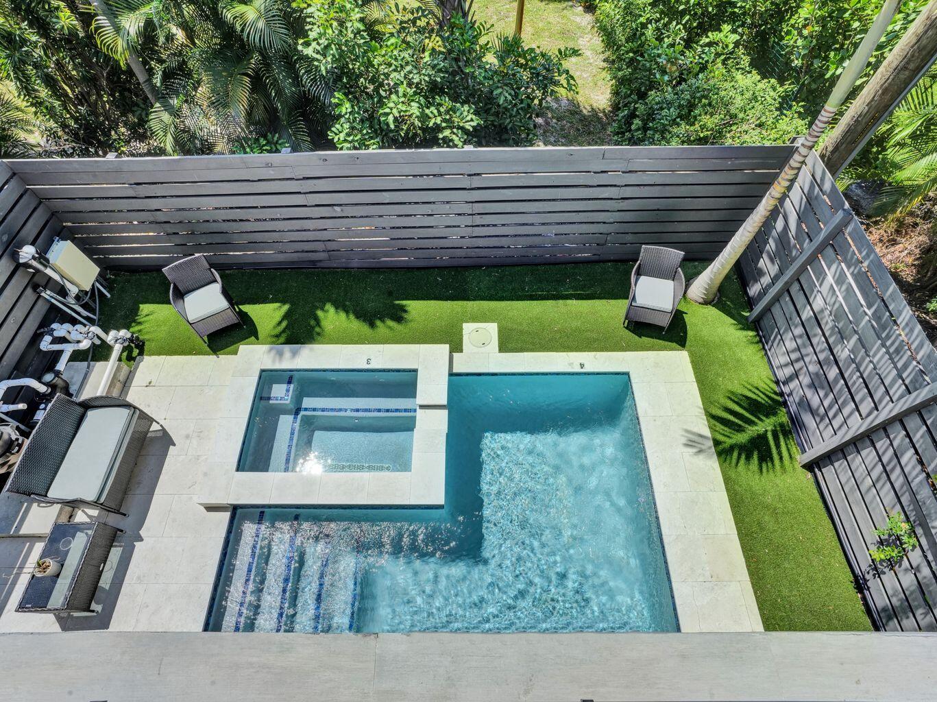 2514 NE 21st #A Fort Lauderdale, FL 33305