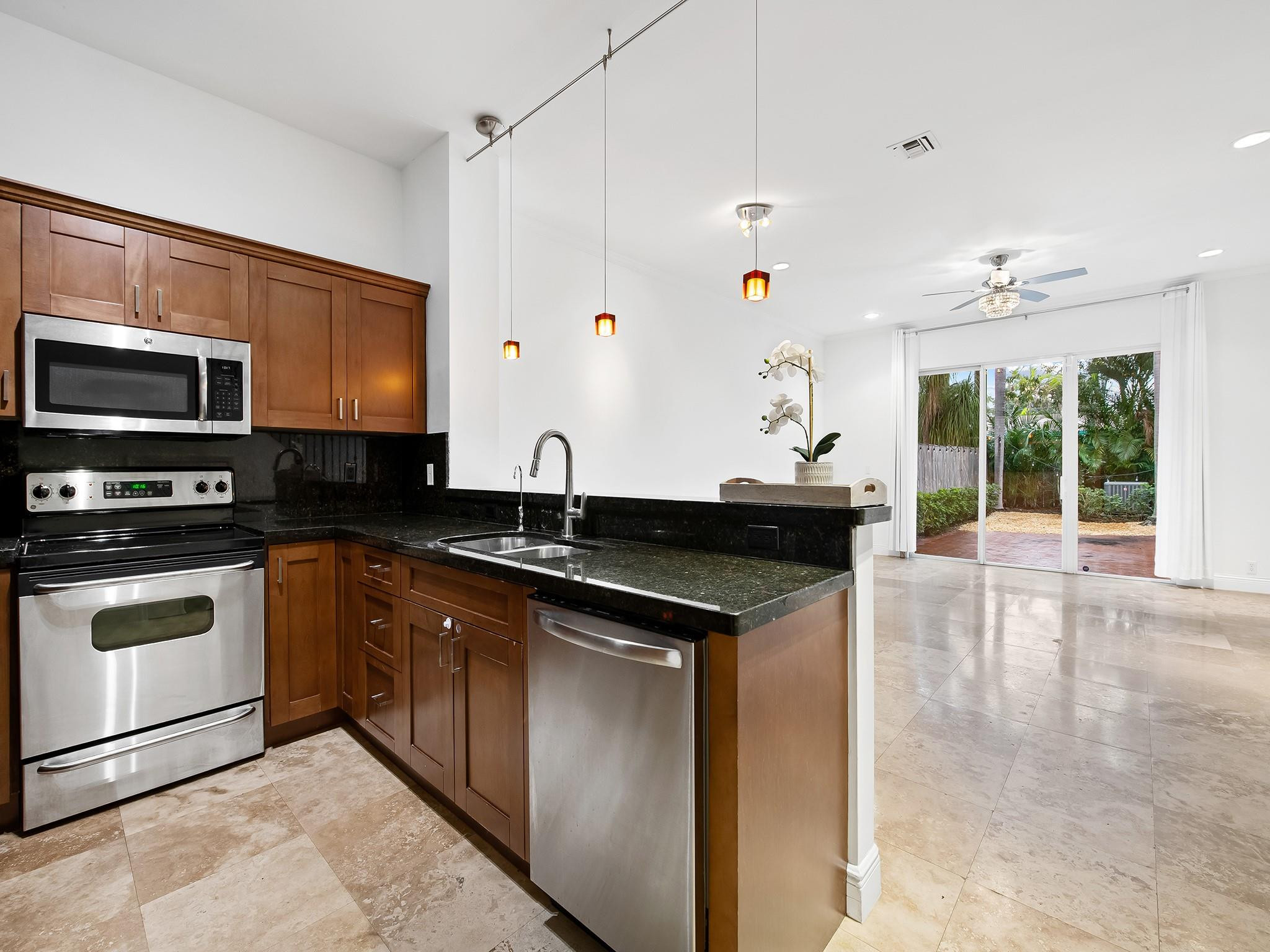 1226 NE 14th Ave Fort Lauderdale, FL 33304