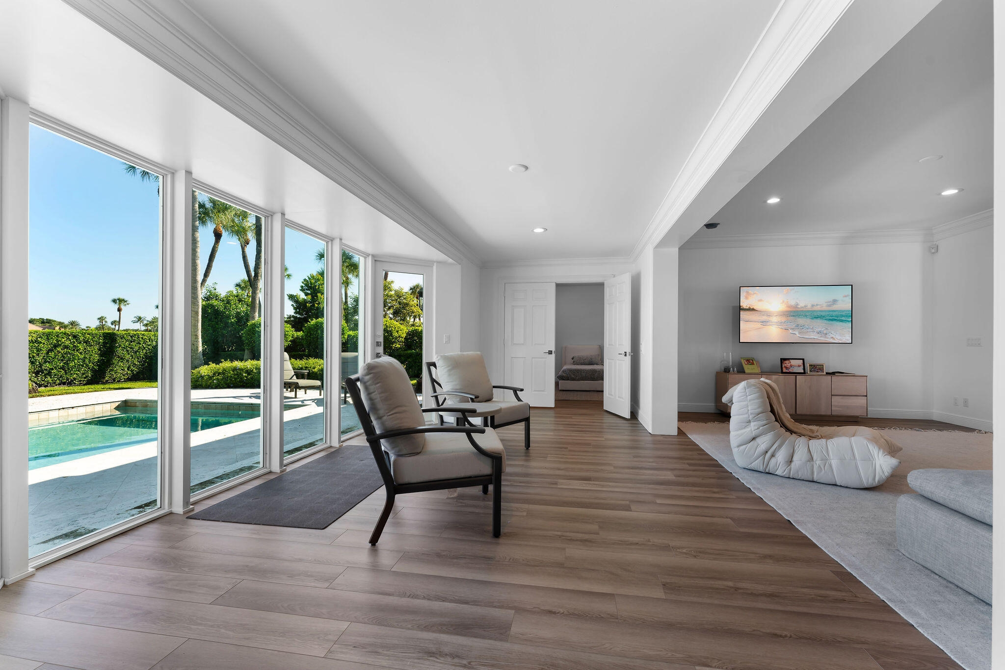 971 Lake House Dr North Palm Beach, FL 33408