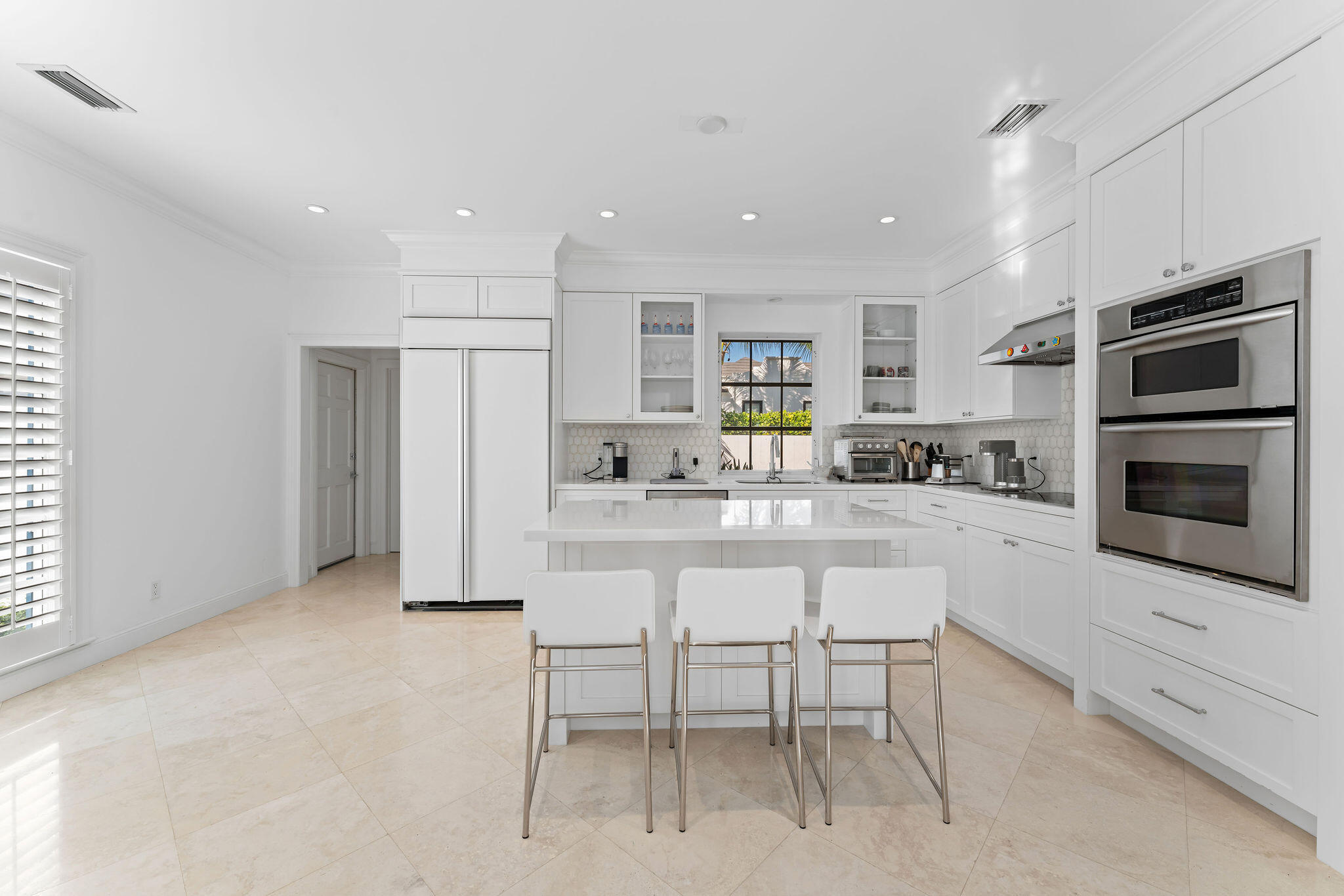 971 Lake House Dr North Palm Beach, FL 33408