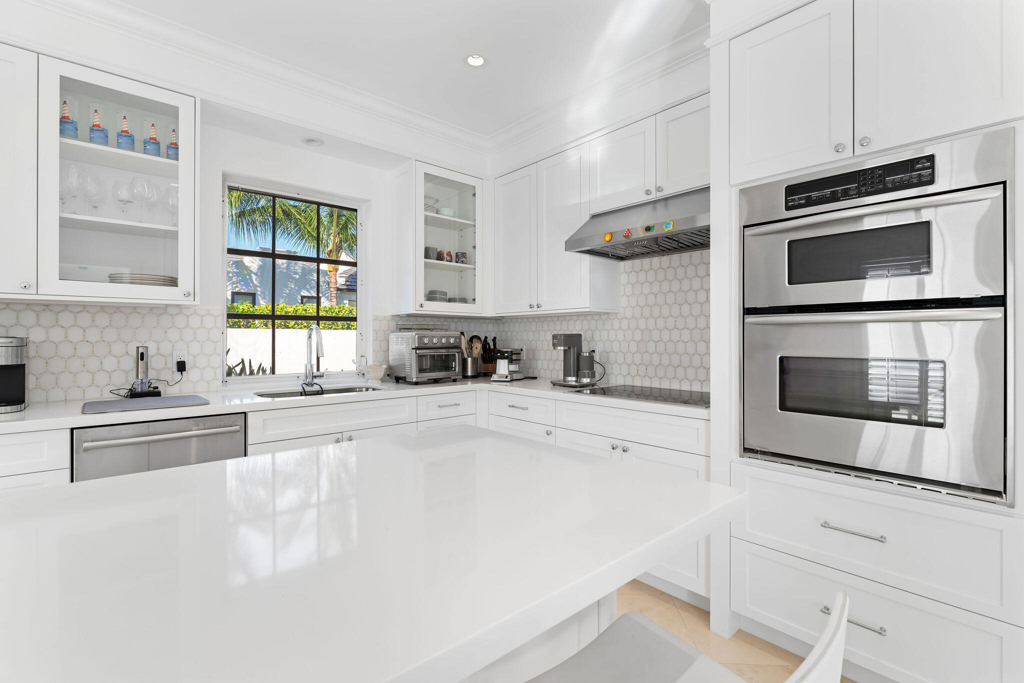 971 Lake House Dr North Palm Beach, FL 33408
