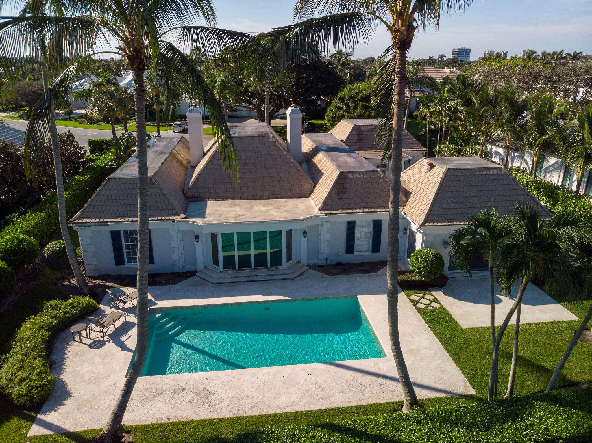 971 Lake House Dr North Palm Beach, FL 33408