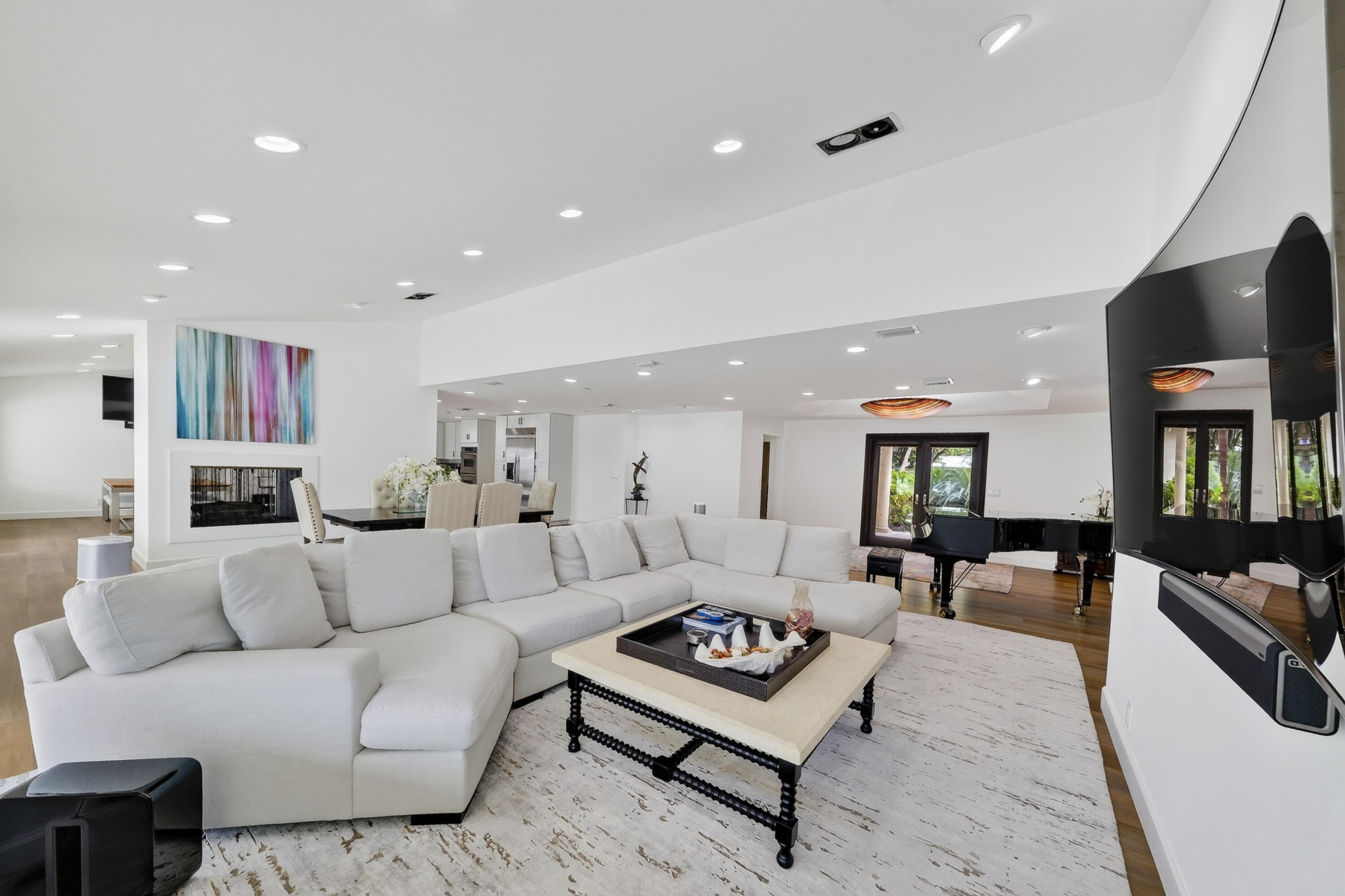 329 Isle Of Capri Dr Fort Lauderdale, FL 33301