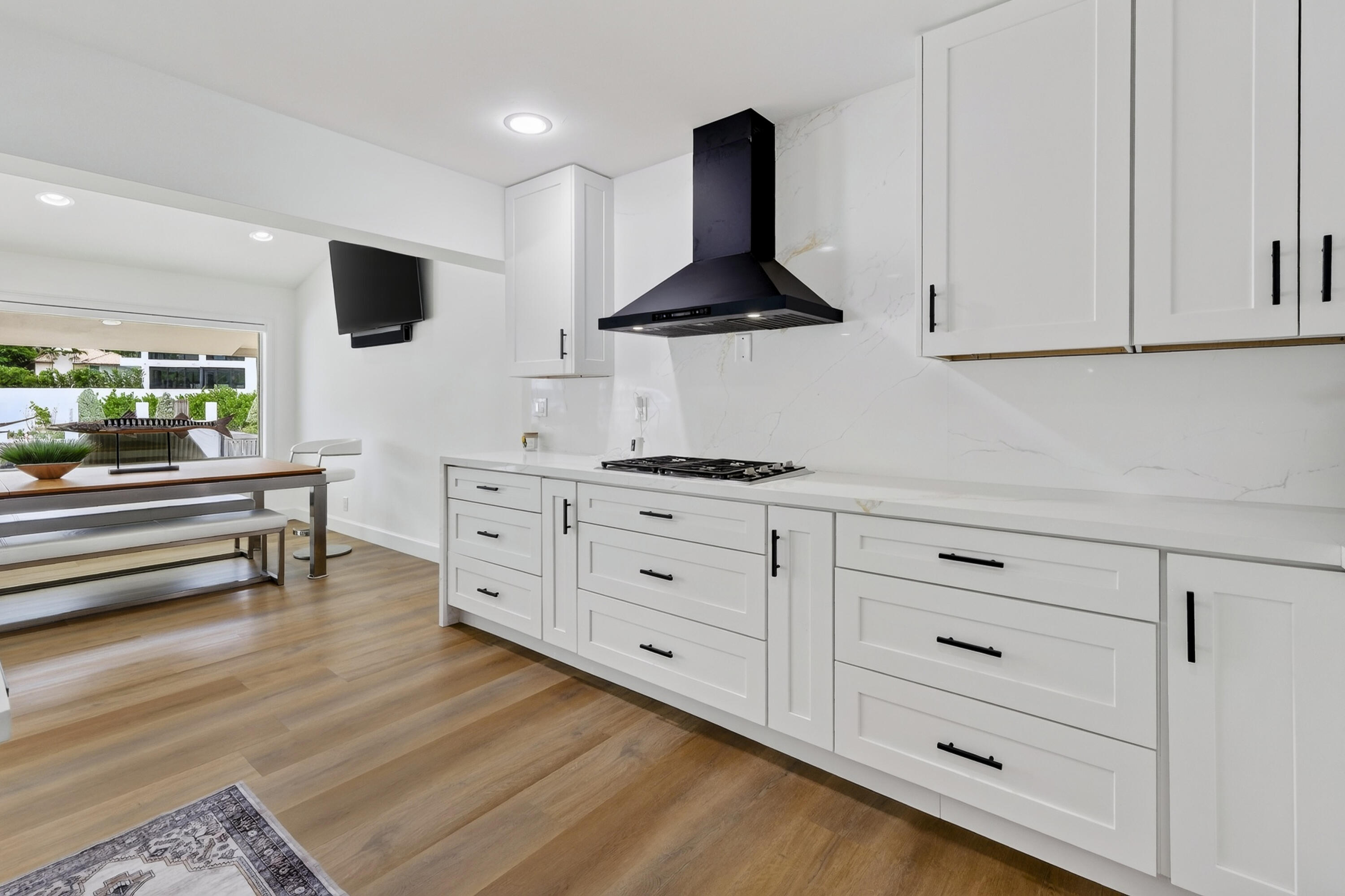329 Isle Of Capri Dr Fort Lauderdale, FL 33301