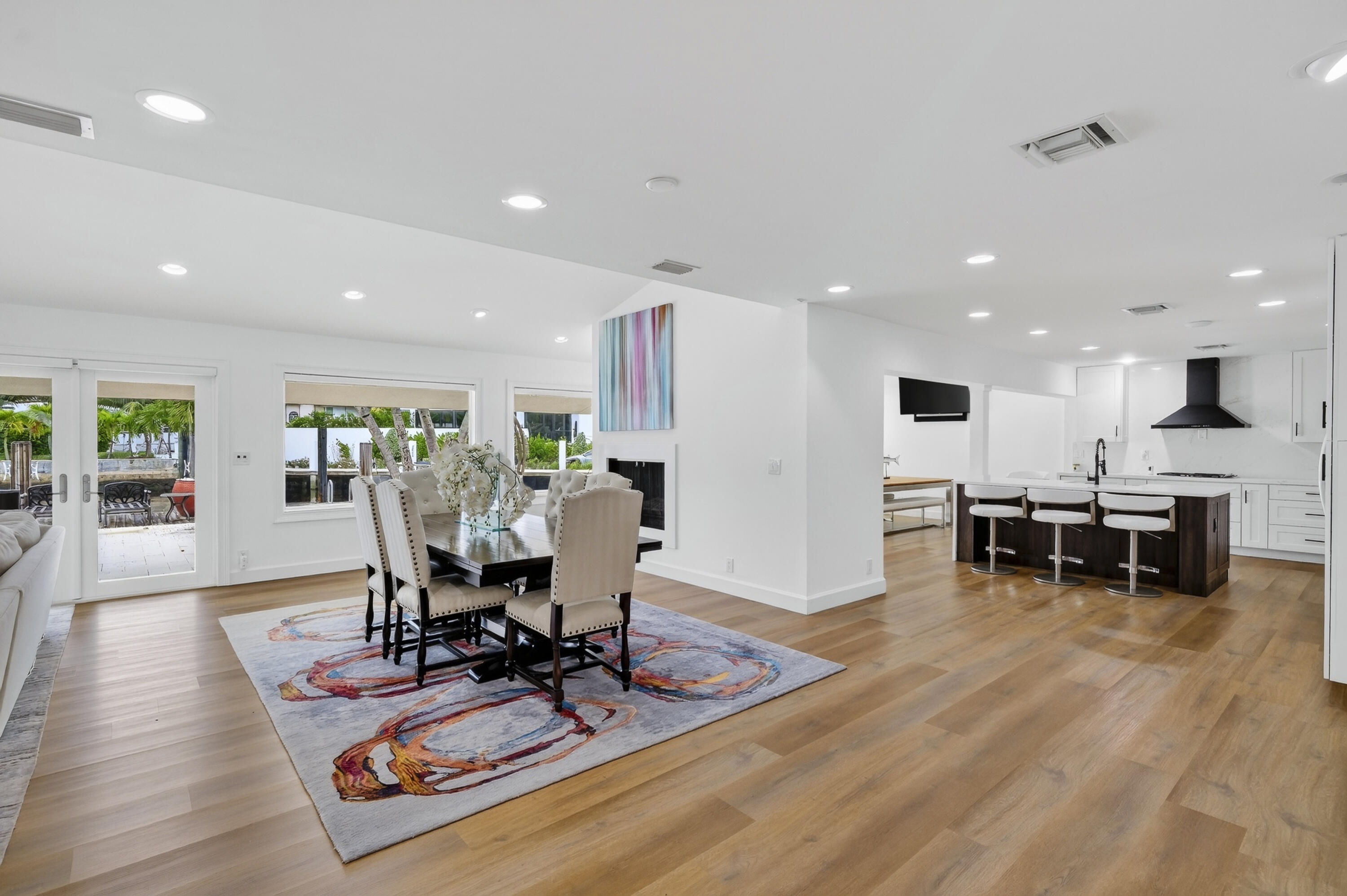 329 Isle Of Capri Dr Fort Lauderdale, FL 33301