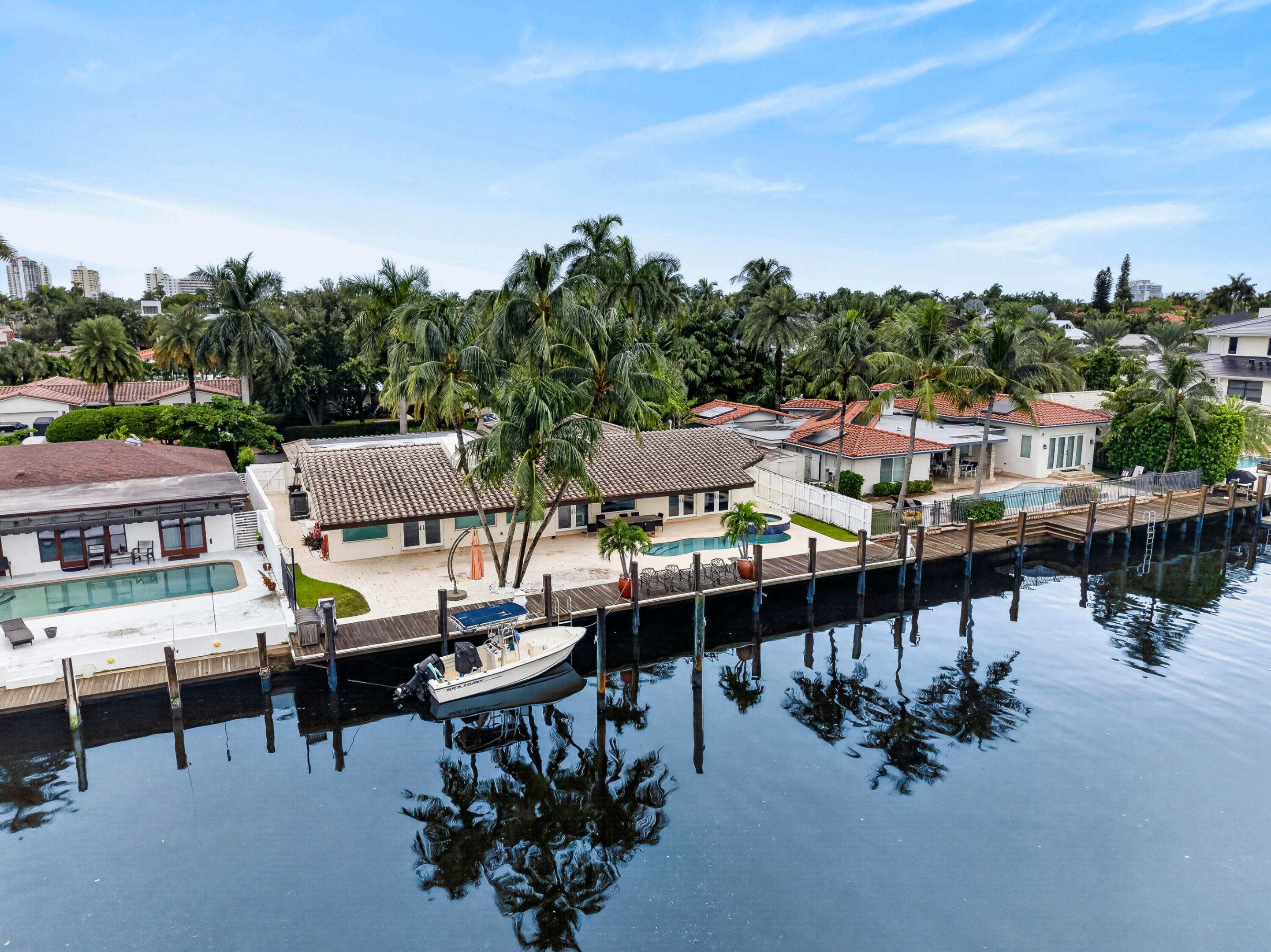 329 Isle Of Capri Dr Fort Lauderdale, FL 33301