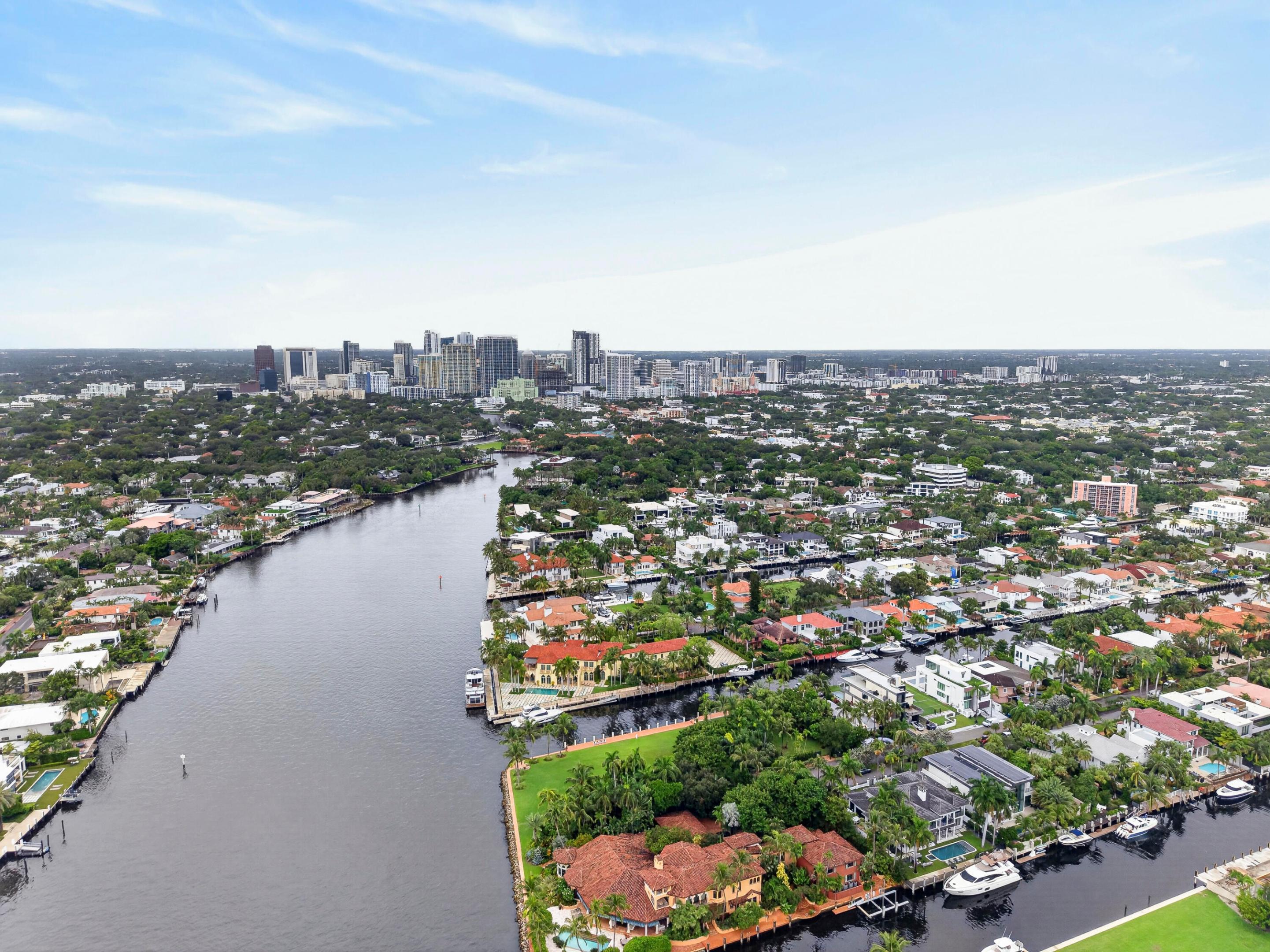 329 Isle Of Capri Dr Fort Lauderdale, FL 33301