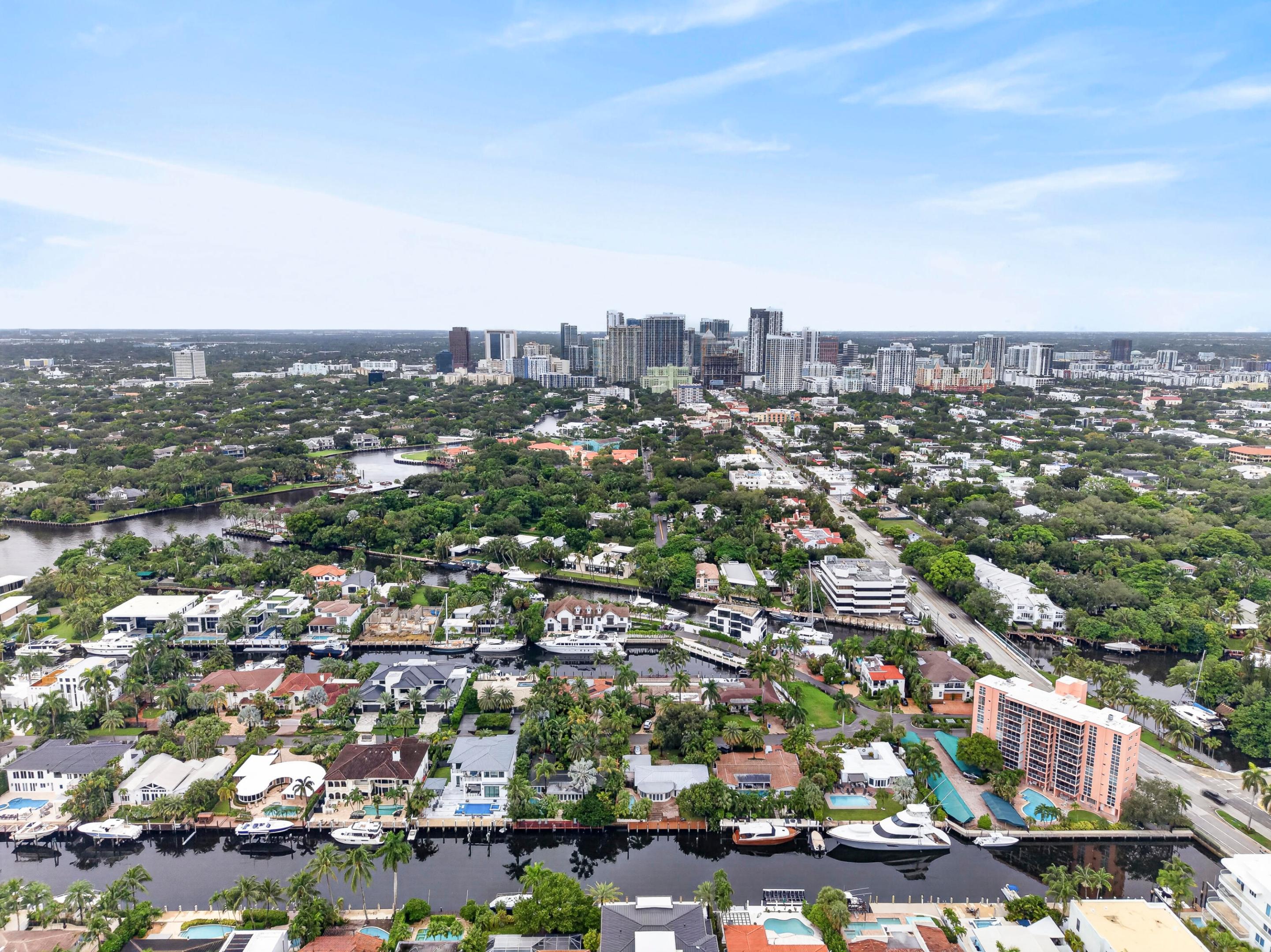 329 Isle Of Capri Dr Fort Lauderdale, FL 33301