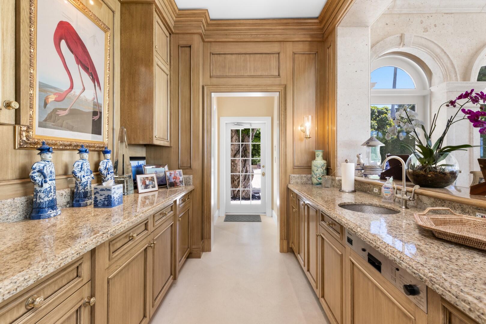 320 El Vedado Rd Palm Beach, FL 33480
