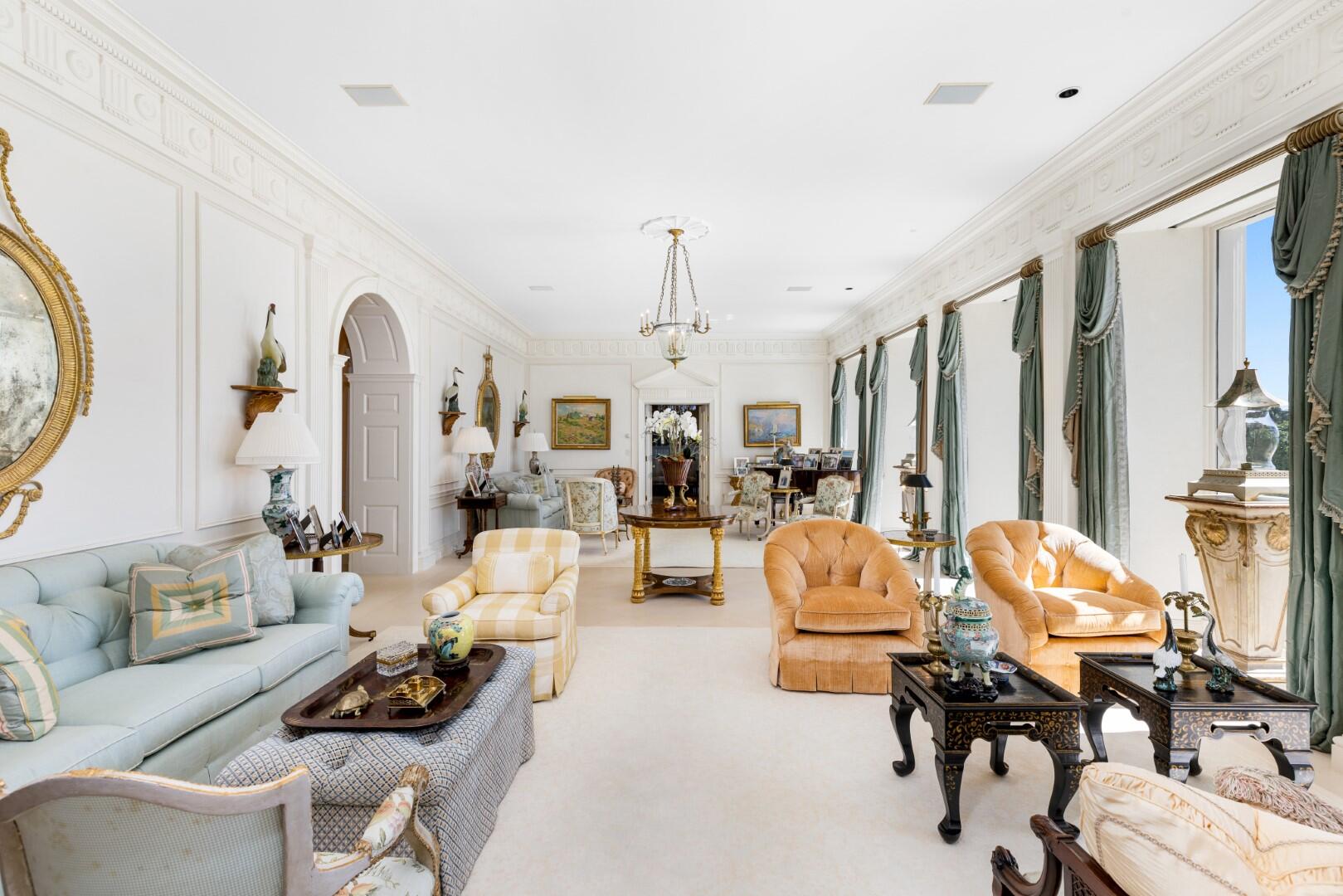 320 El Vedado Rd Palm Beach, FL 33480