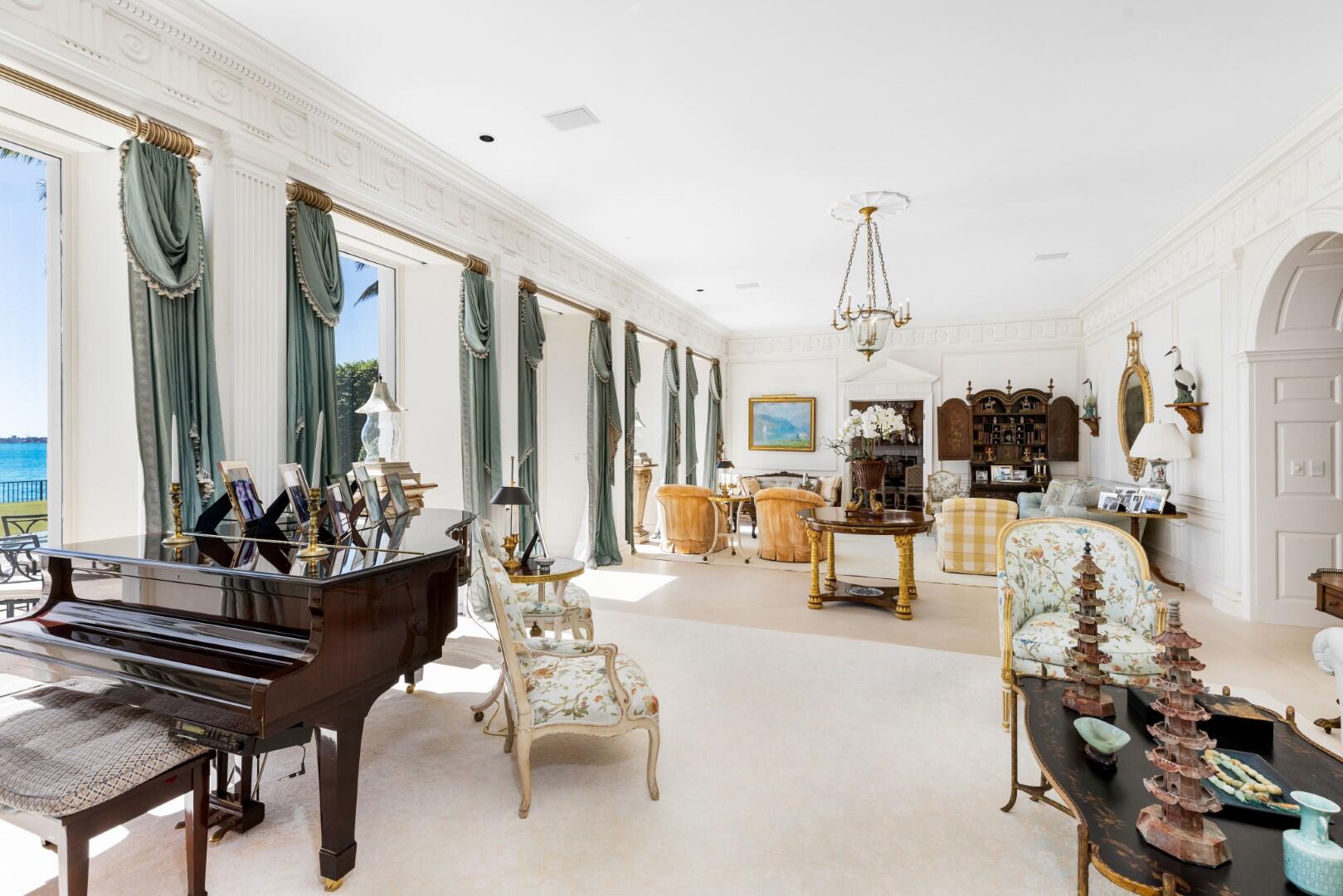 320 El Vedado Rd Palm Beach, FL 33480