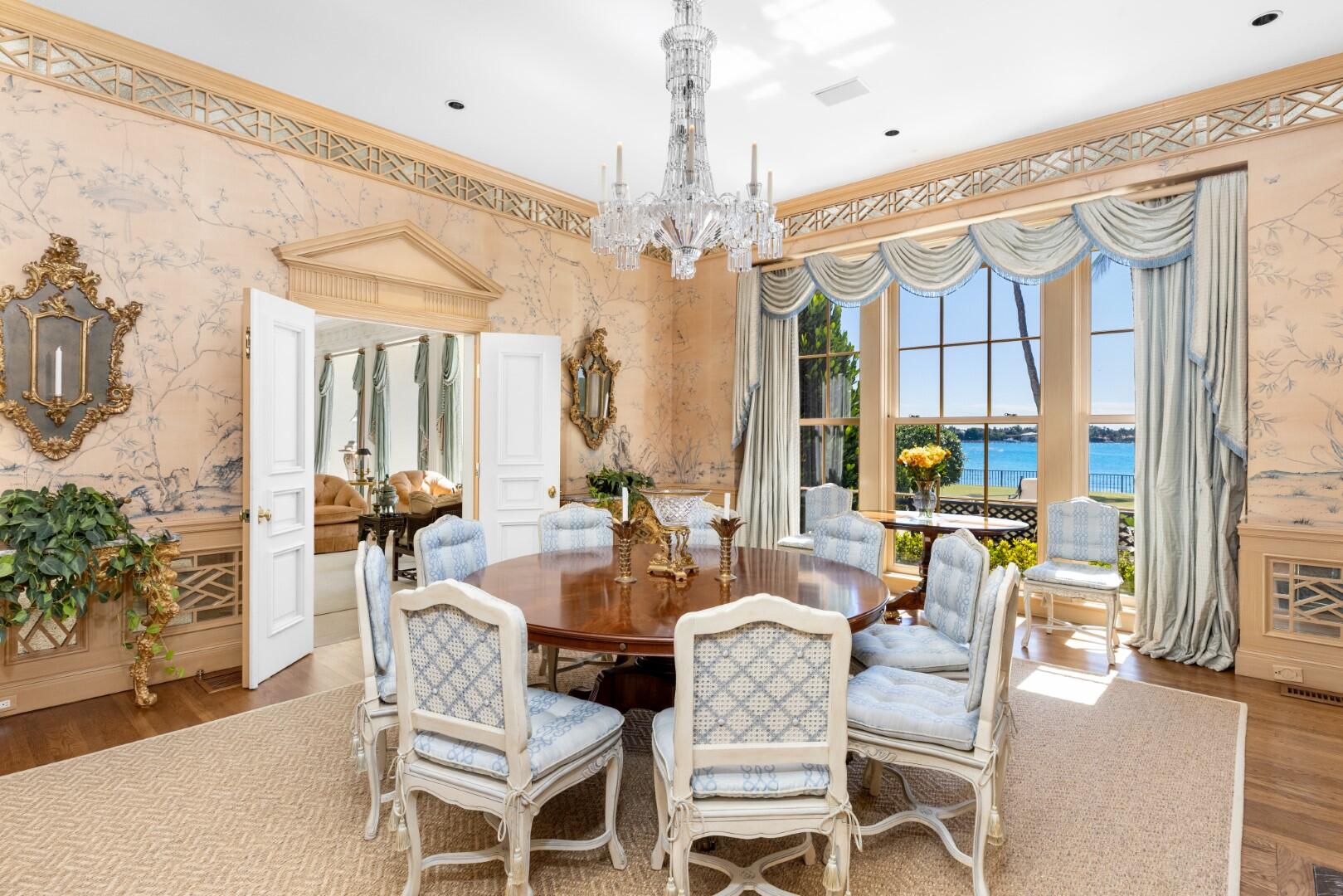 320 El Vedado Rd Palm Beach, FL 33480