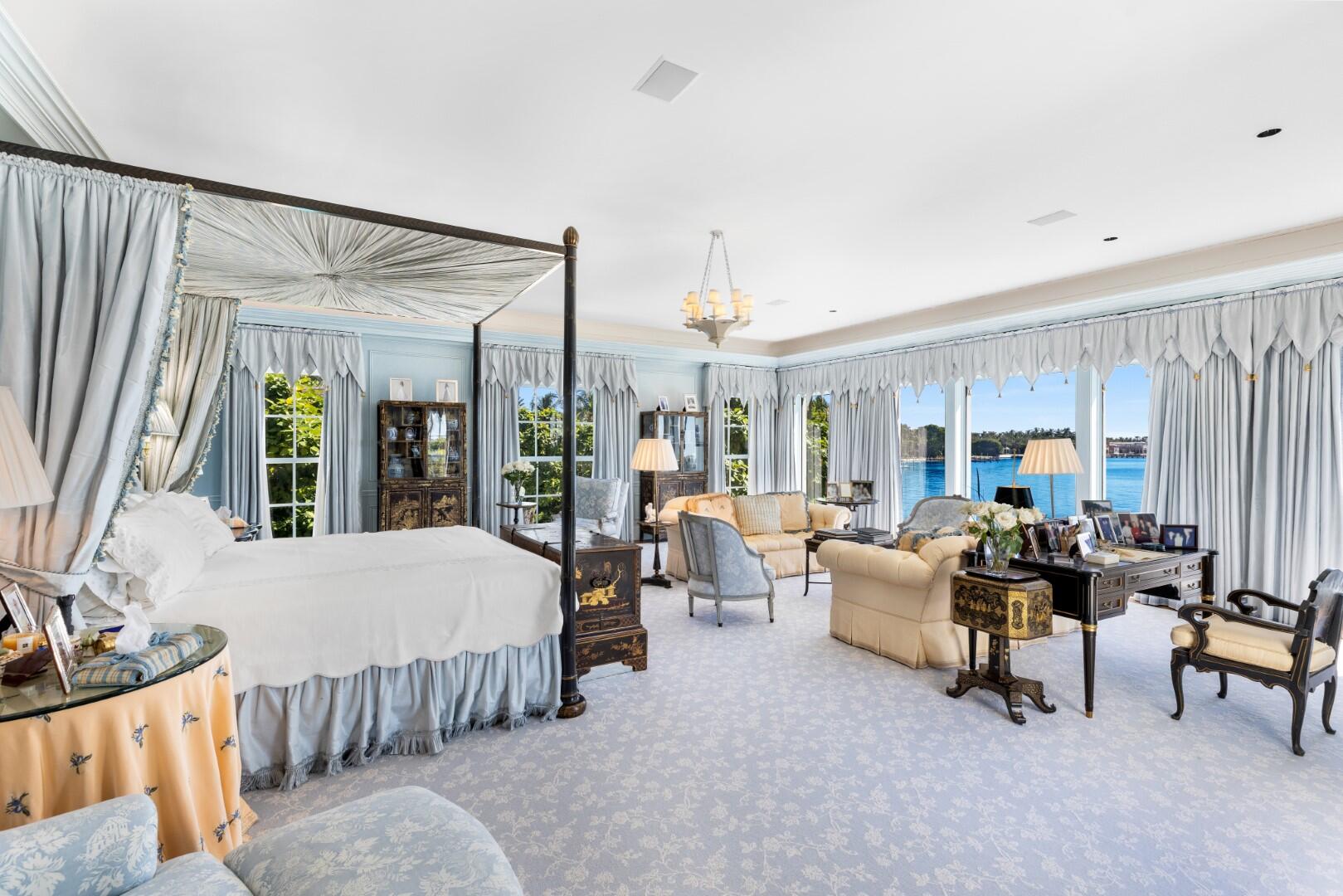 320 El Vedado Rd Palm Beach, FL 33480