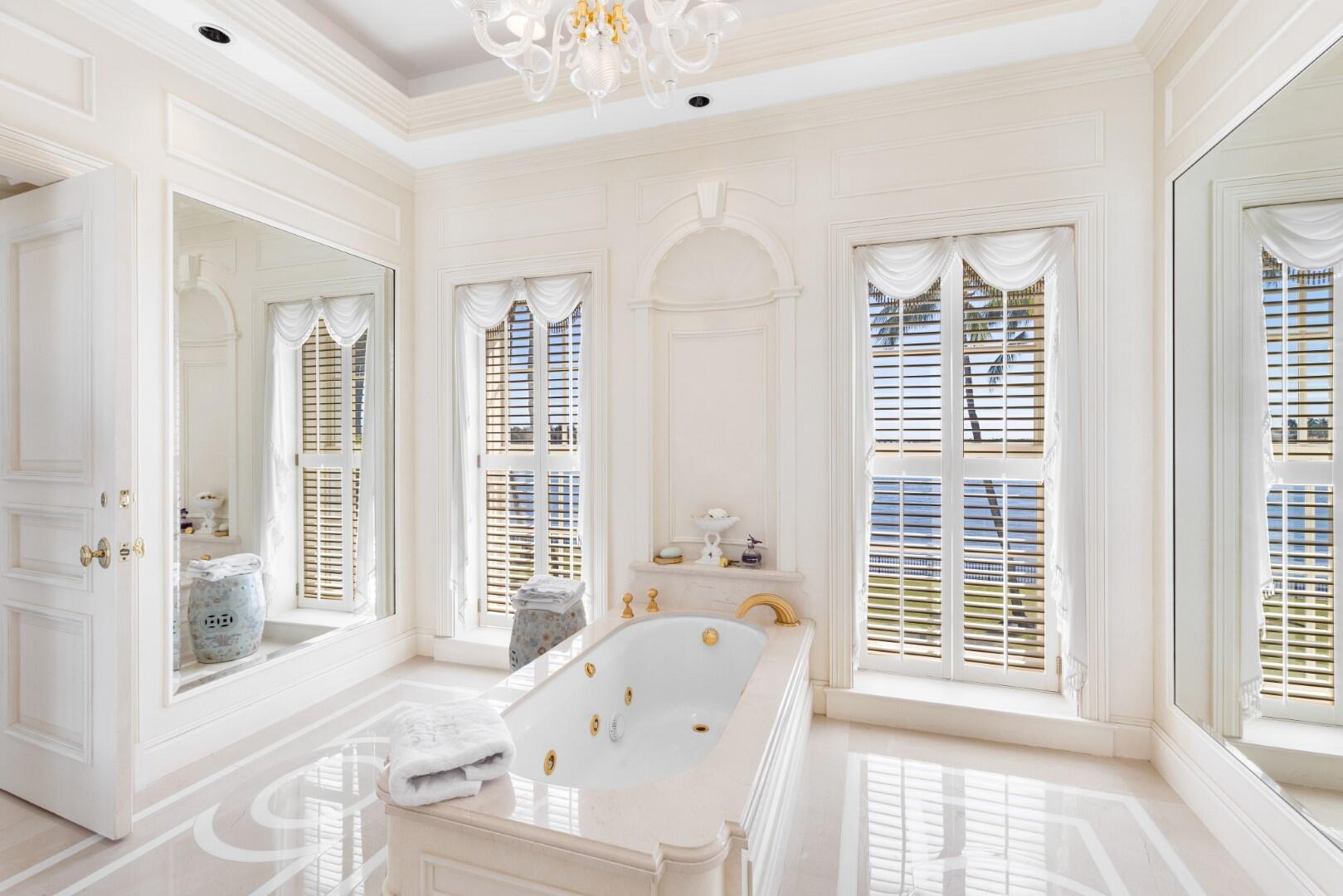 320 El Vedado Rd Palm Beach, FL 33480