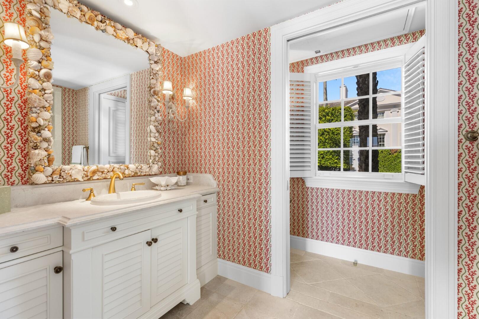 320 El Vedado Rd Palm Beach, FL 33480