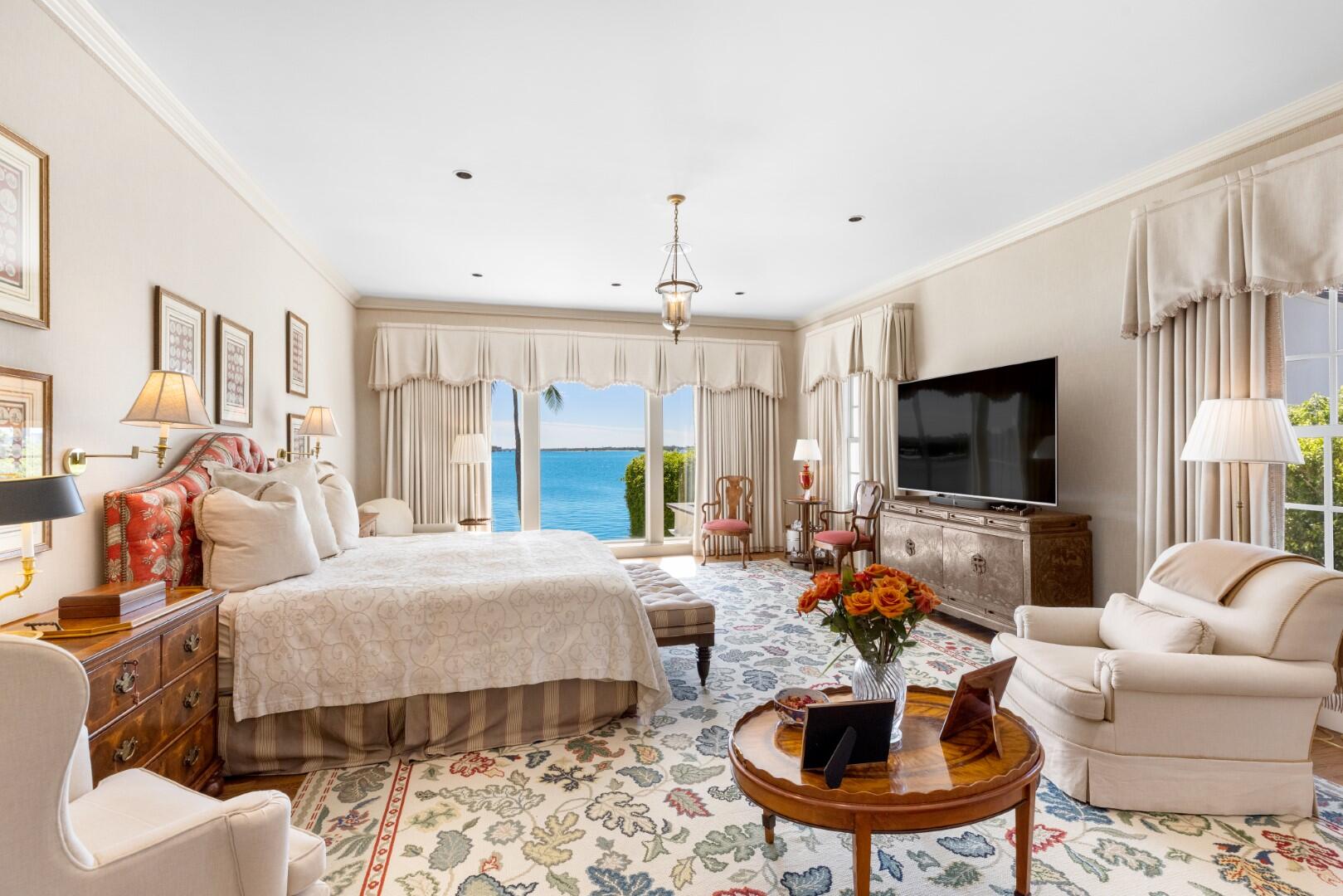 320 El Vedado Rd Palm Beach, FL 33480