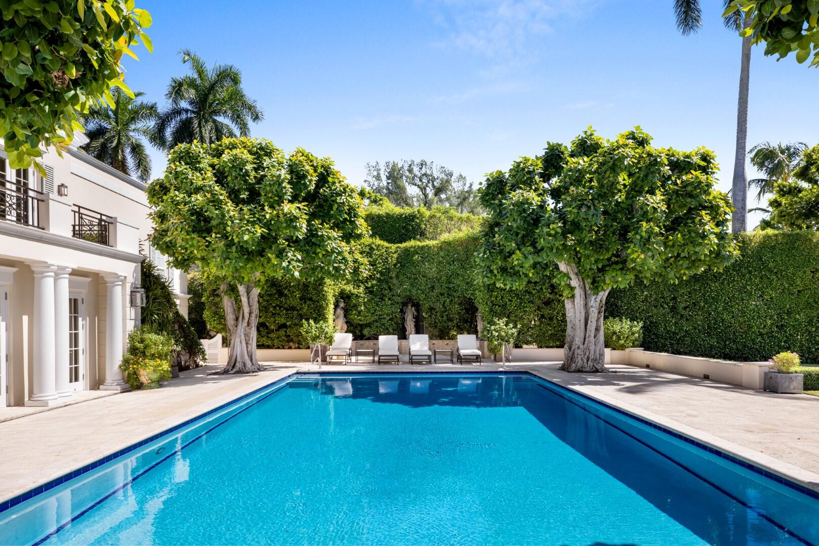 320 El Vedado Rd Palm Beach, FL 33480