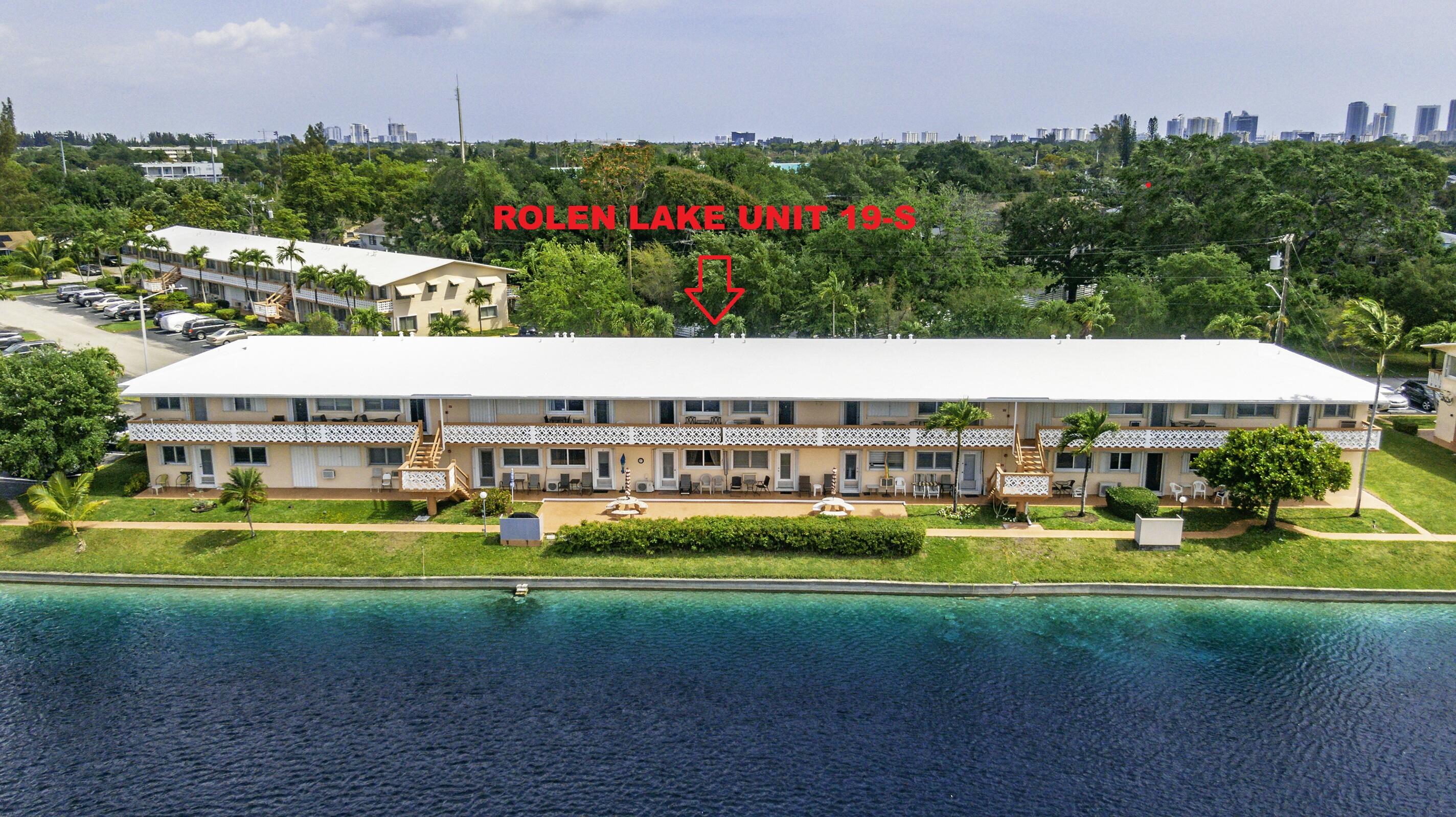 900 SW 10th Ter #19S