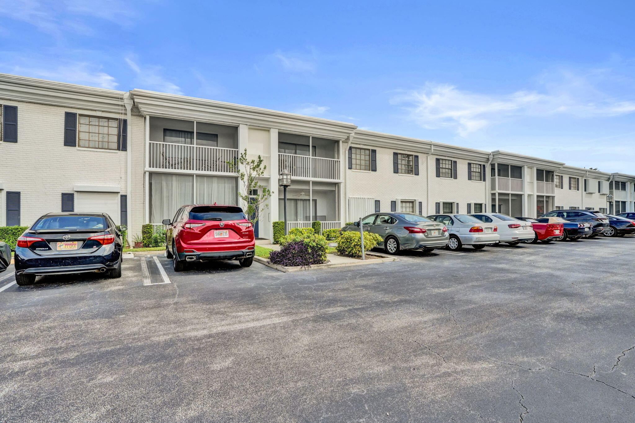 110 Cypress Clb Dr #129