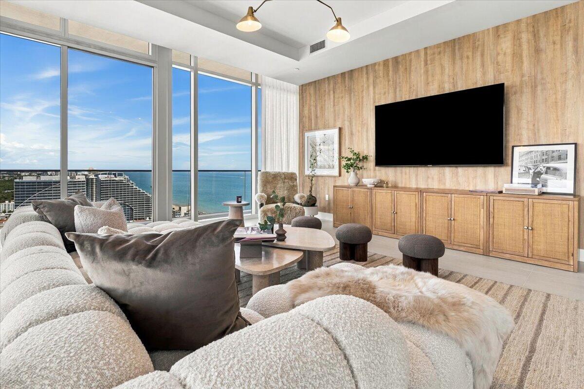 153 N Seabreeze Blvd #2602-S Fort Lauderdale, FL 33304