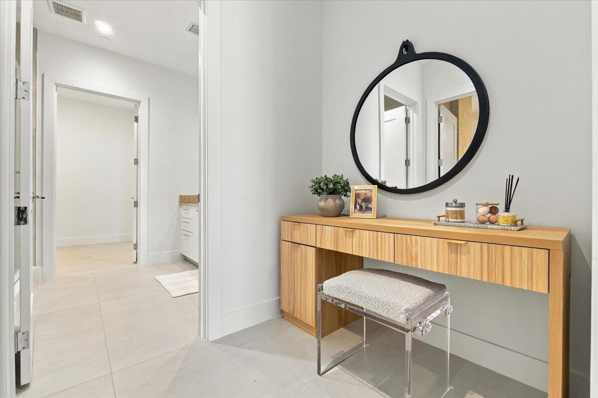 153 N Seabreeze Blvd #2602-S Fort Lauderdale, FL 33304