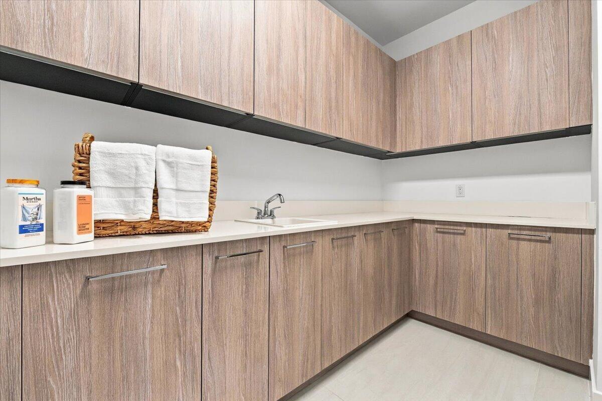 153 N Seabreeze Blvd #2602-S Fort Lauderdale, FL 33304