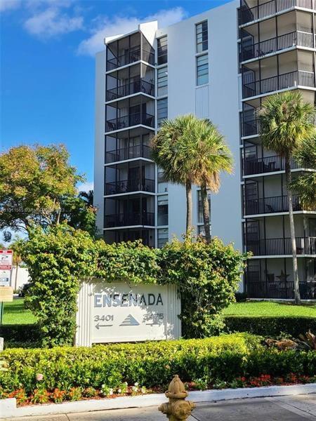 Casa de Condomínio