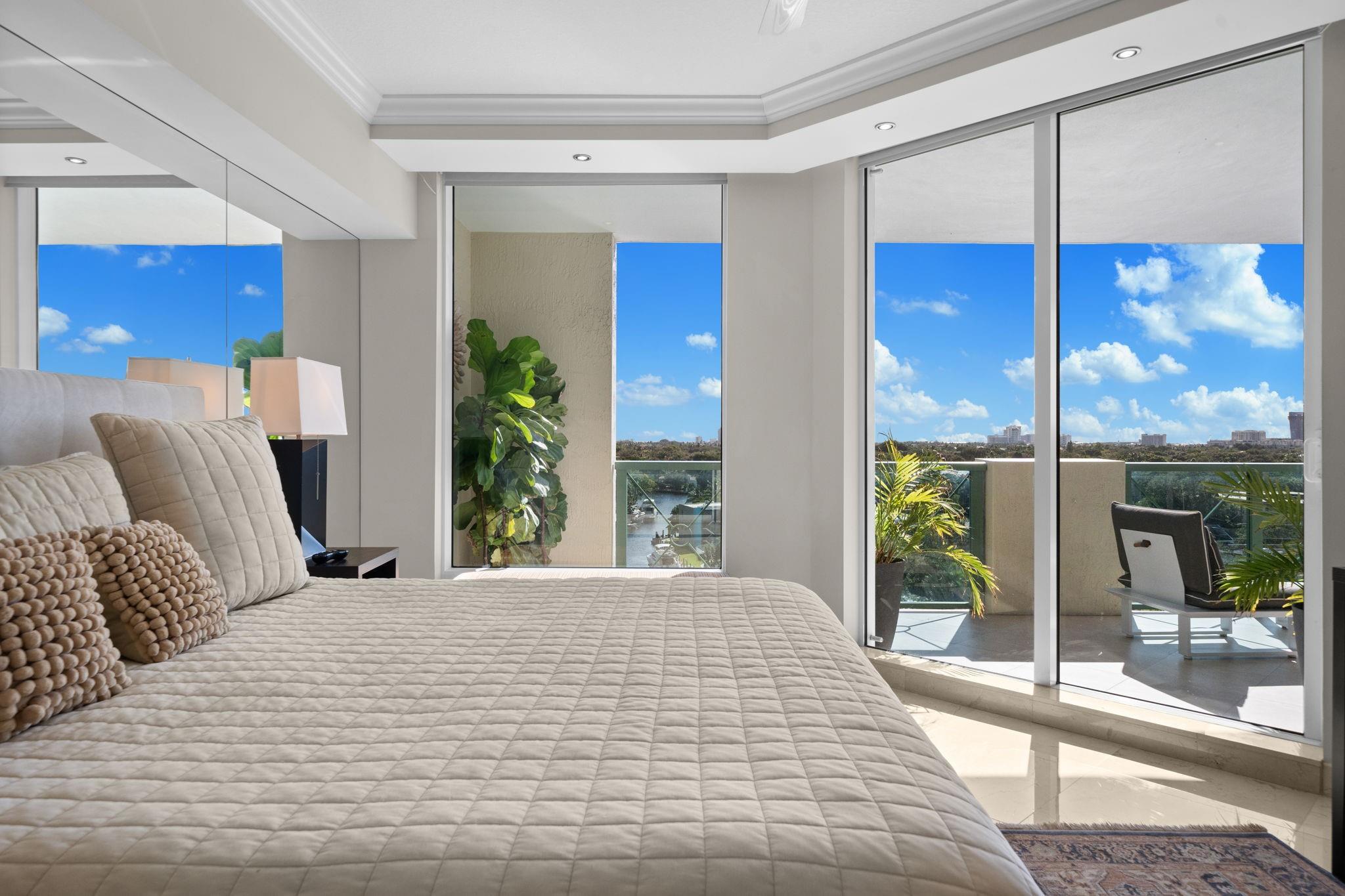 411 N New Riv Dr #902 Fort Lauderdale, FL 33301