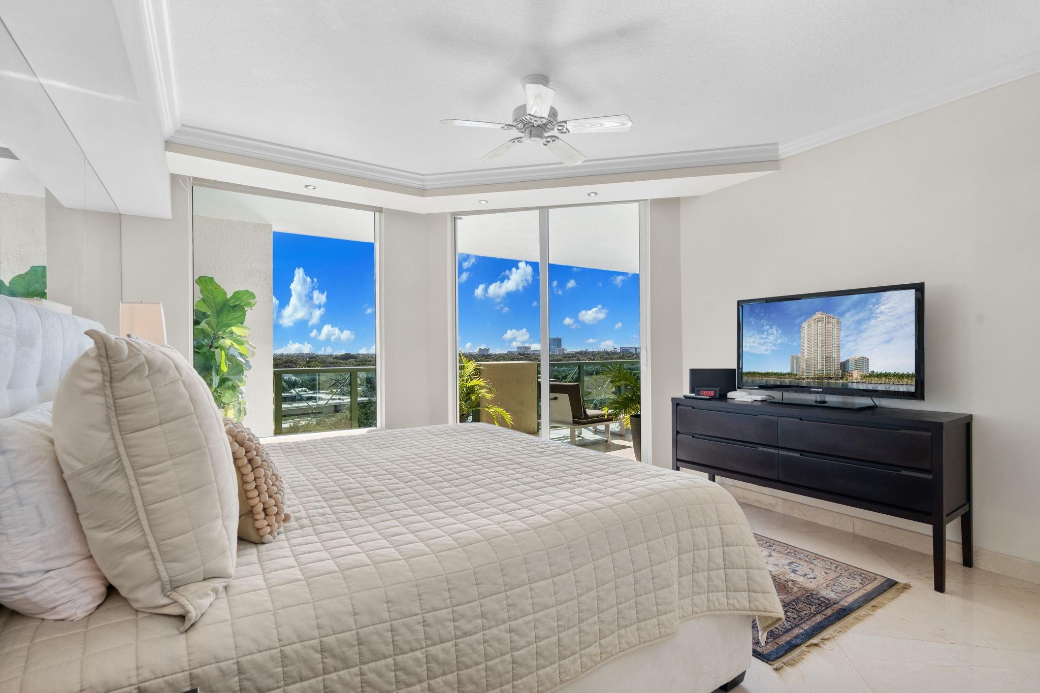 411 N New Riv Dr #902 Fort Lauderdale, FL 33301