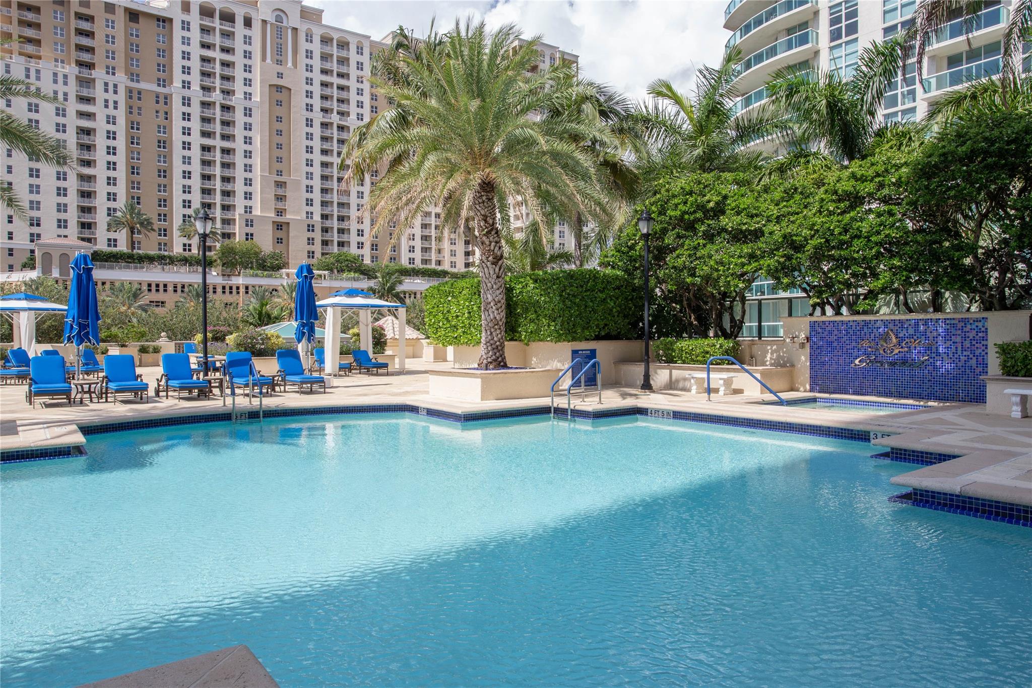 411 N New Riv Dr #902 Fort Lauderdale, FL 33301