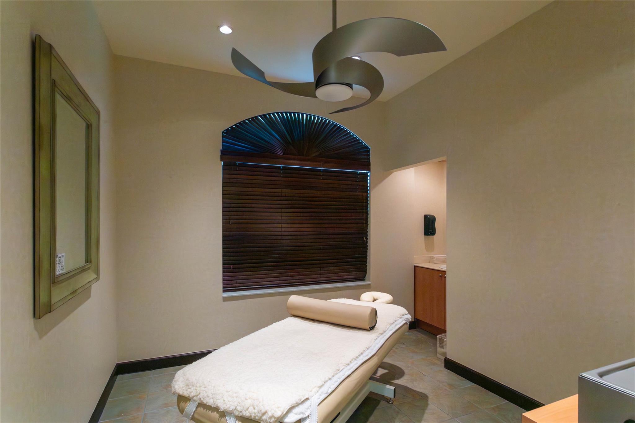 411 N New Riv Dr #902 Fort Lauderdale, FL 33301