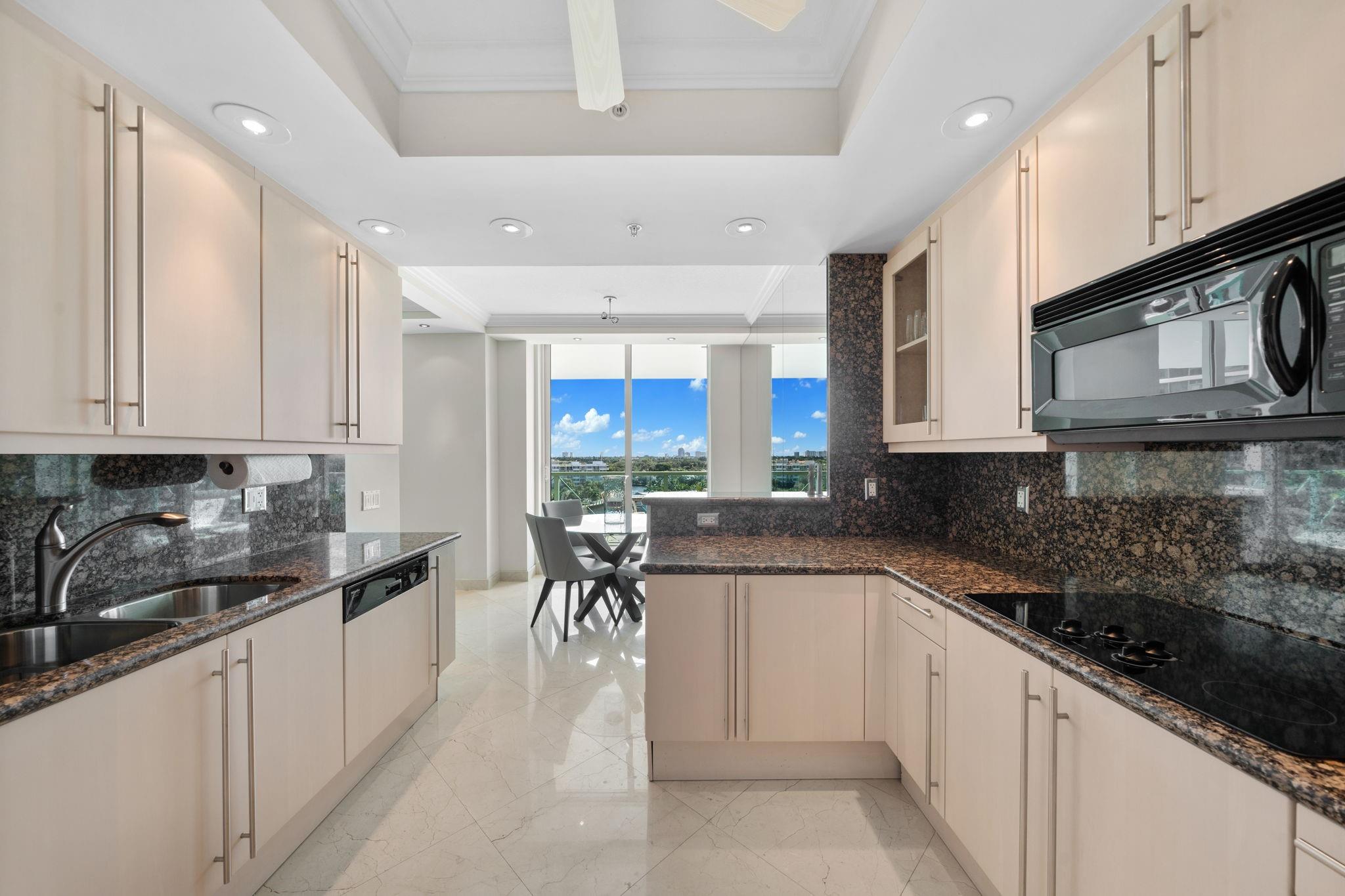 411 N New Riv Dr #902 Fort Lauderdale, FL 33301