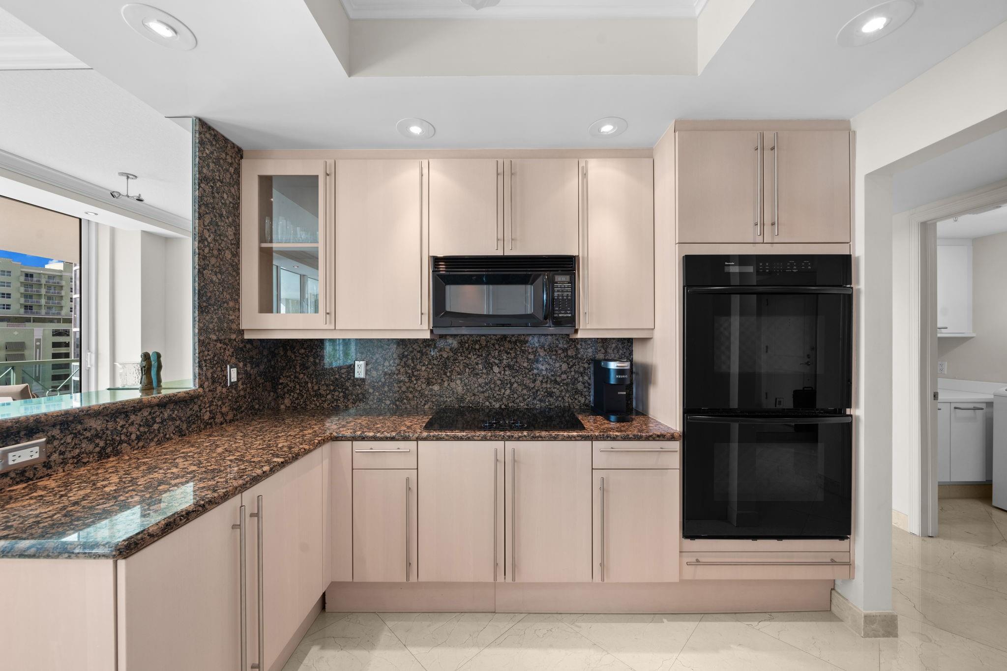 411 N New Riv Dr #902 Fort Lauderdale, FL 33301