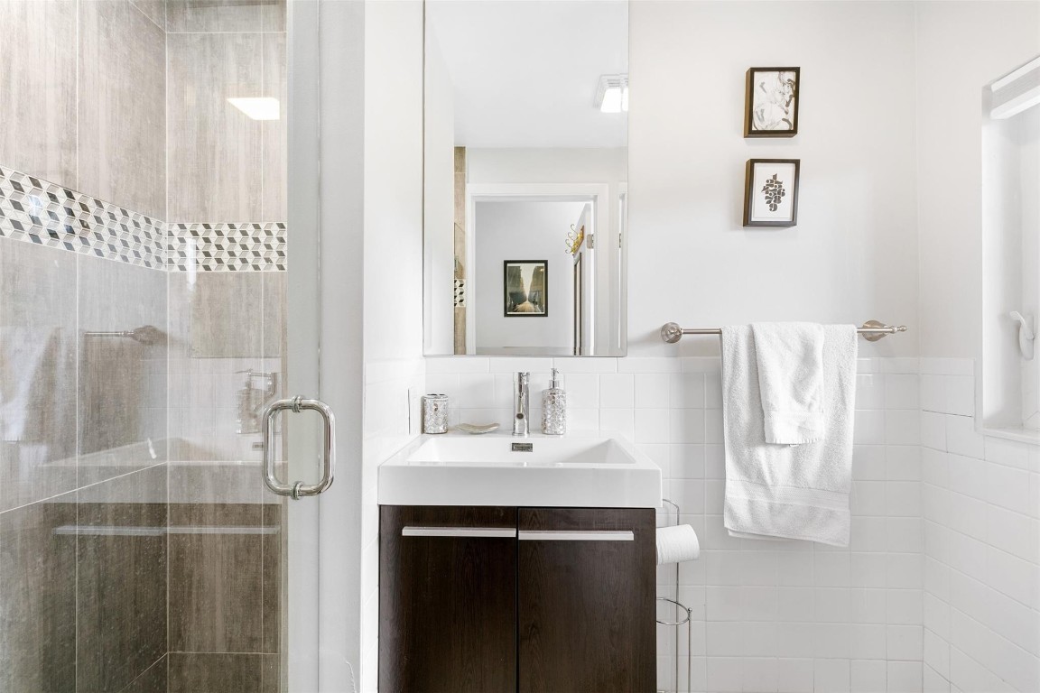 913 Coconut Fort Lauderdale, FL 33315