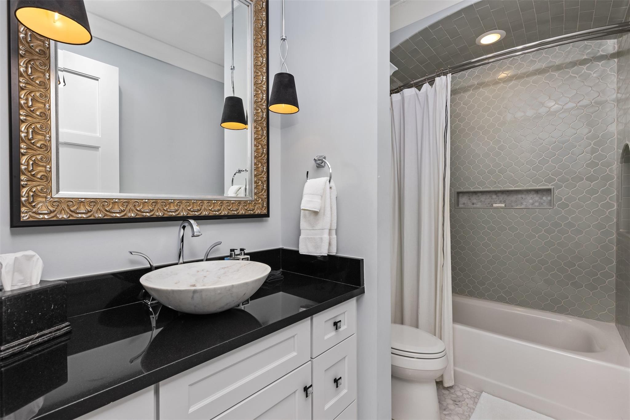 2317 Delmar Pl Fort Lauderdale, FL 33301