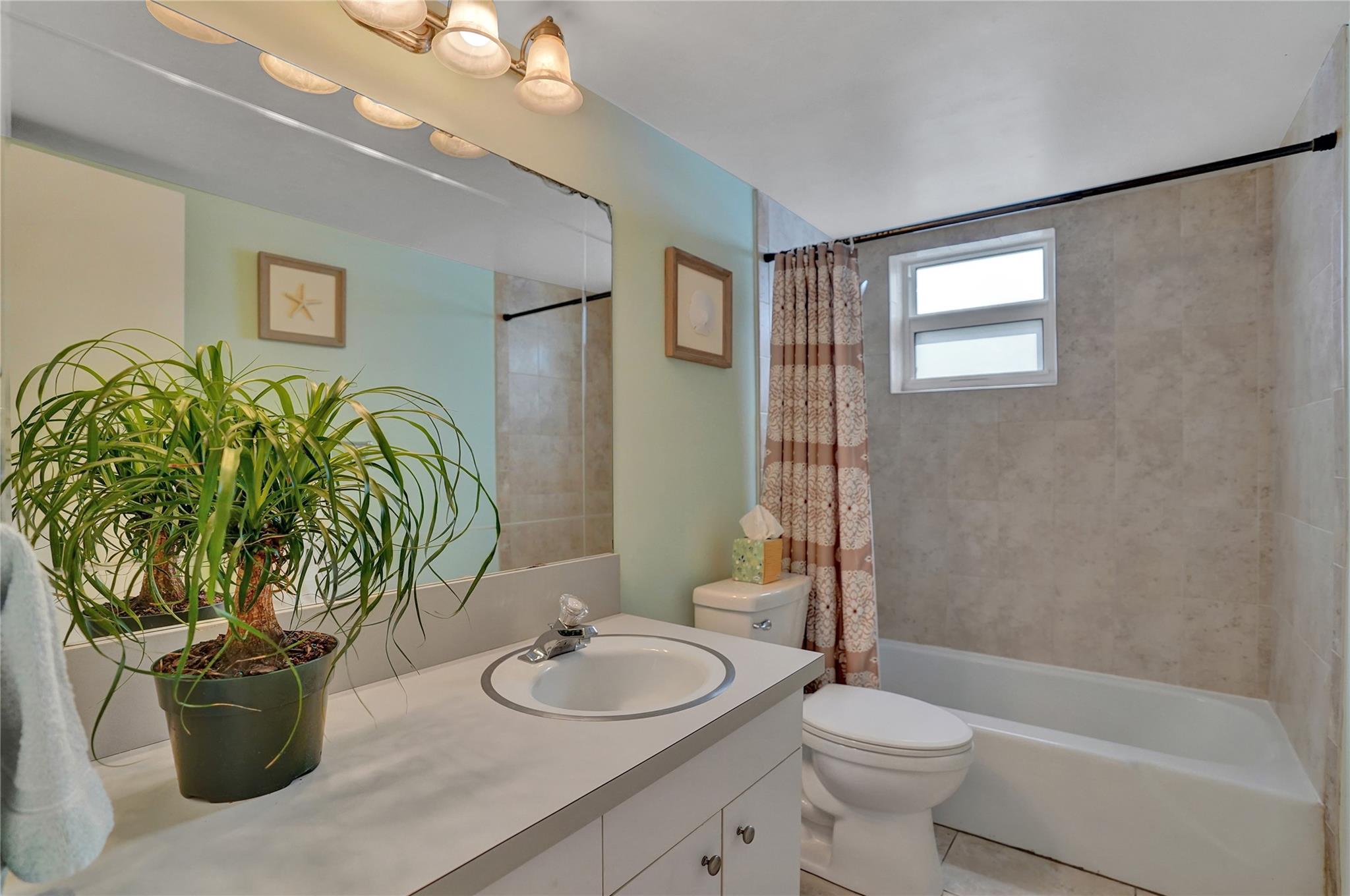 3111 NE 51st St #106C Fort Lauderdale, FL 33308