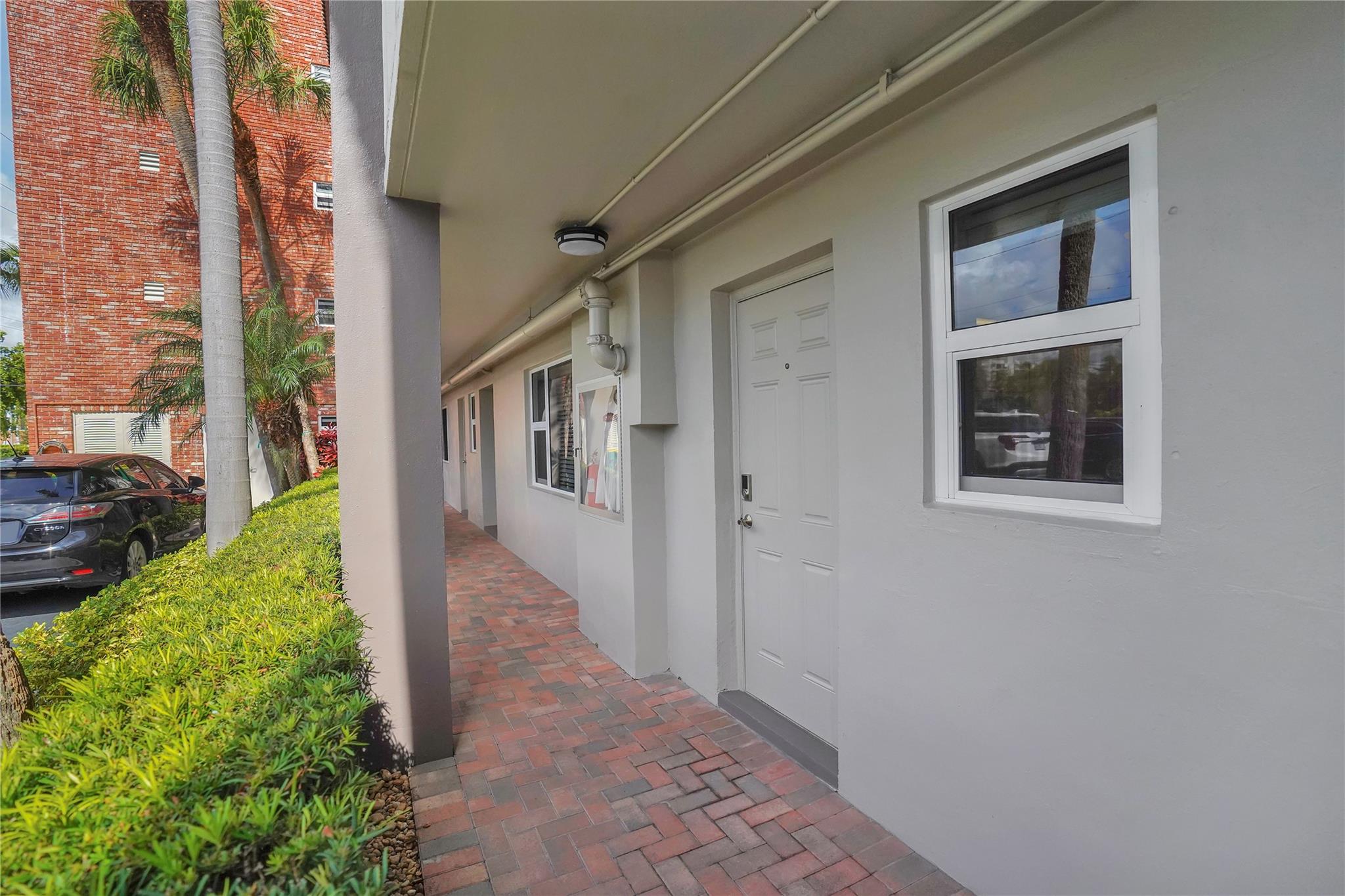 3111 NE 51st St #106C Fort Lauderdale, FL 33308